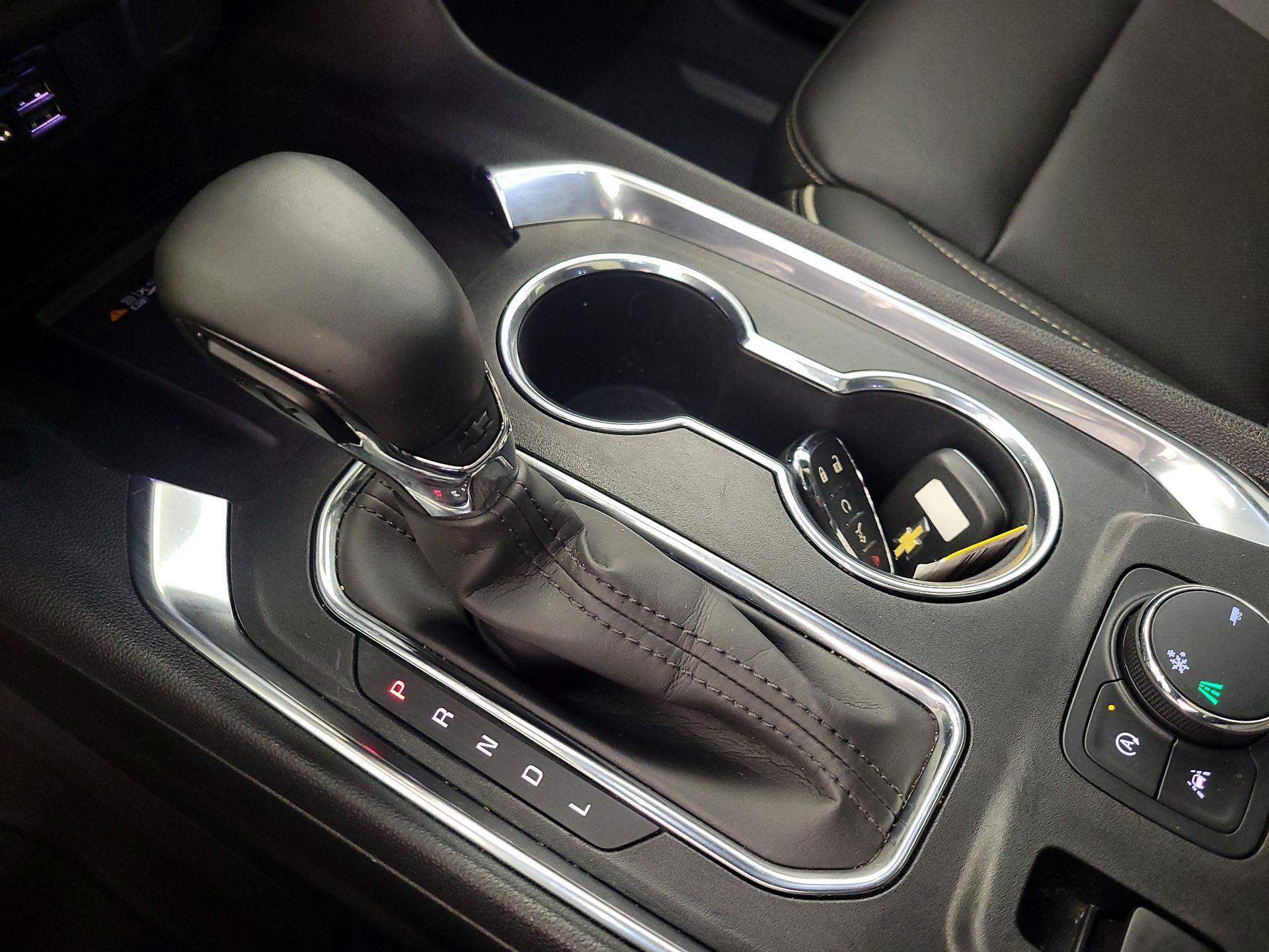 Thumbnail: 2023 Chevrolet Traverse - 18