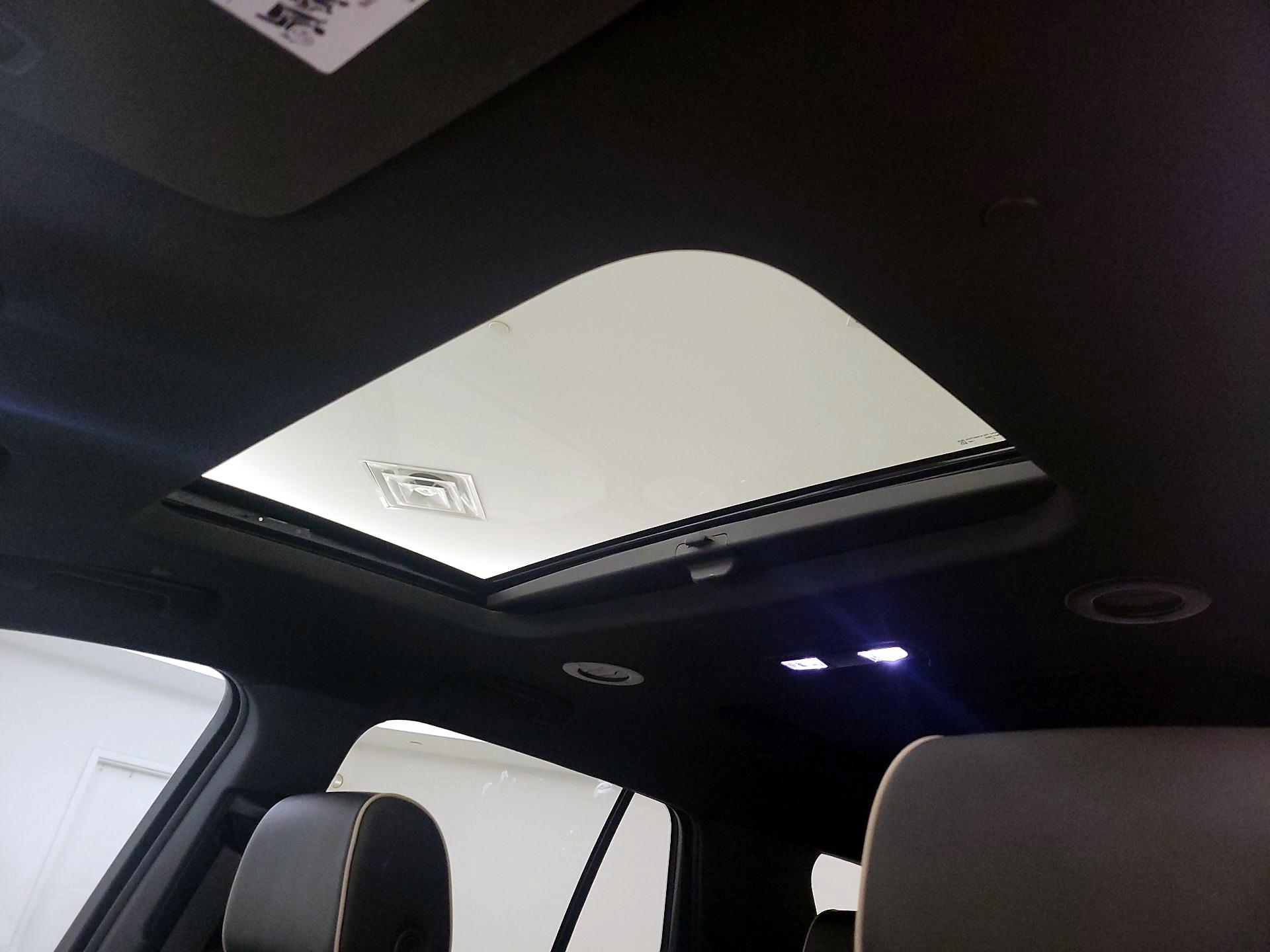 Thumbnail: 2023 Chevrolet Traverse - 20