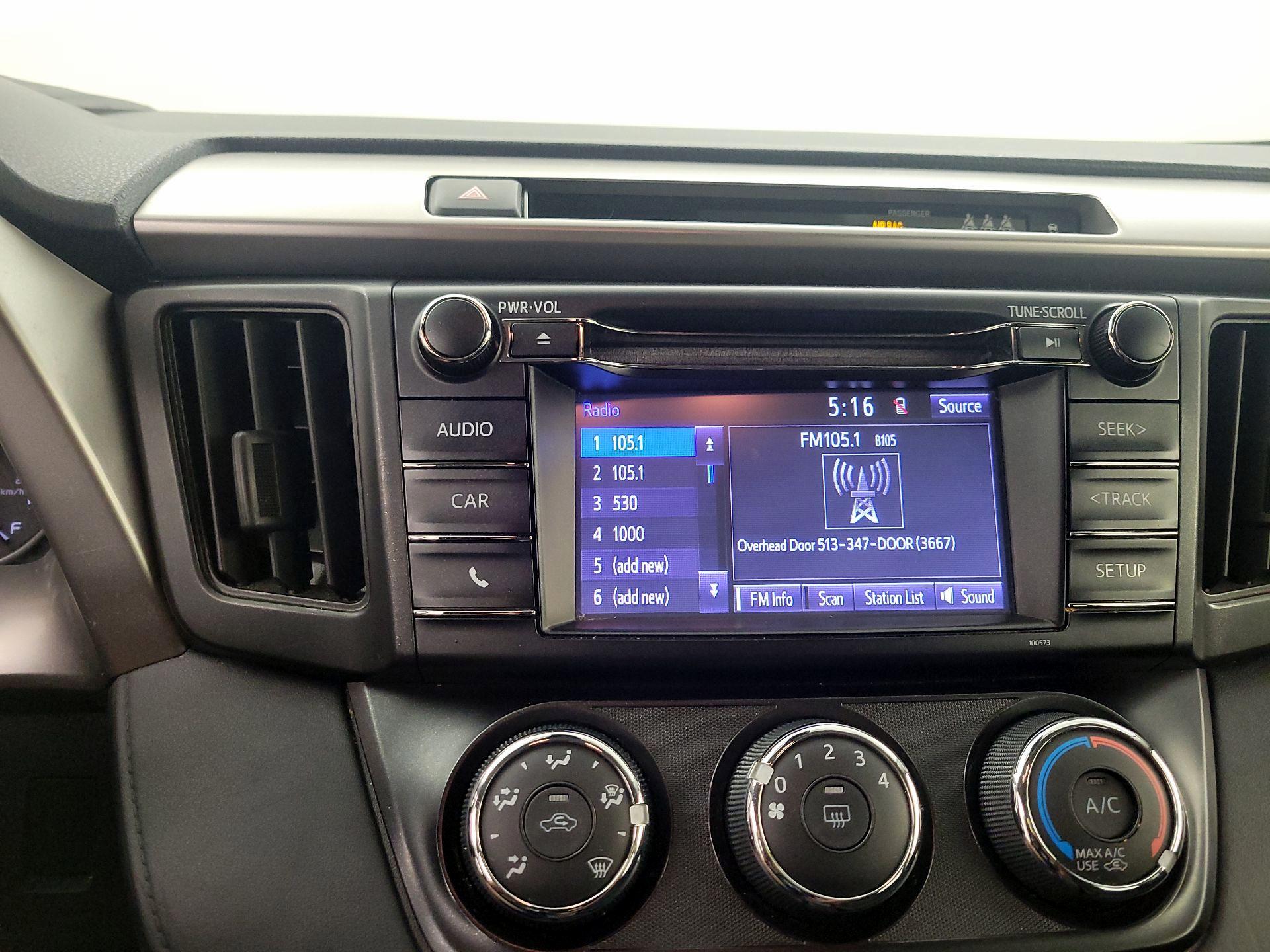 Thumbnail: 2018 Toyota RAV4 - 15