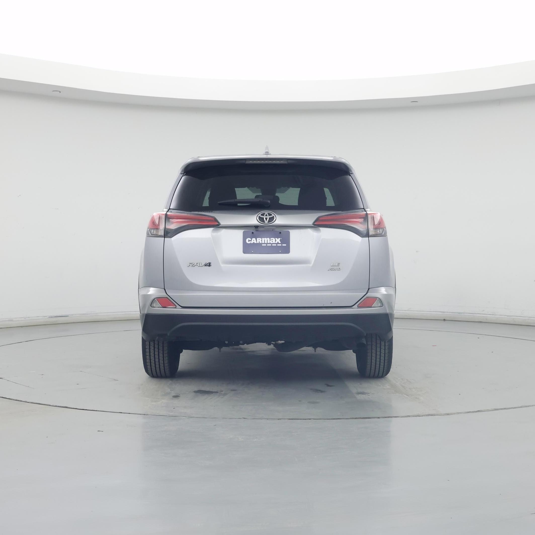 Thumbnail: 2018 Toyota RAV4 - 6