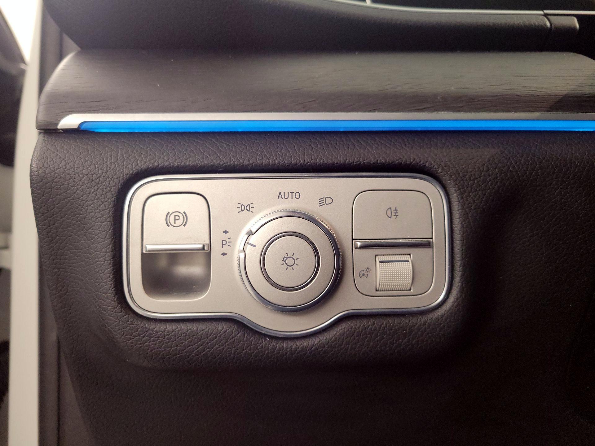 Thumbnail: 2020 Mercedes-Benz GLE - 13