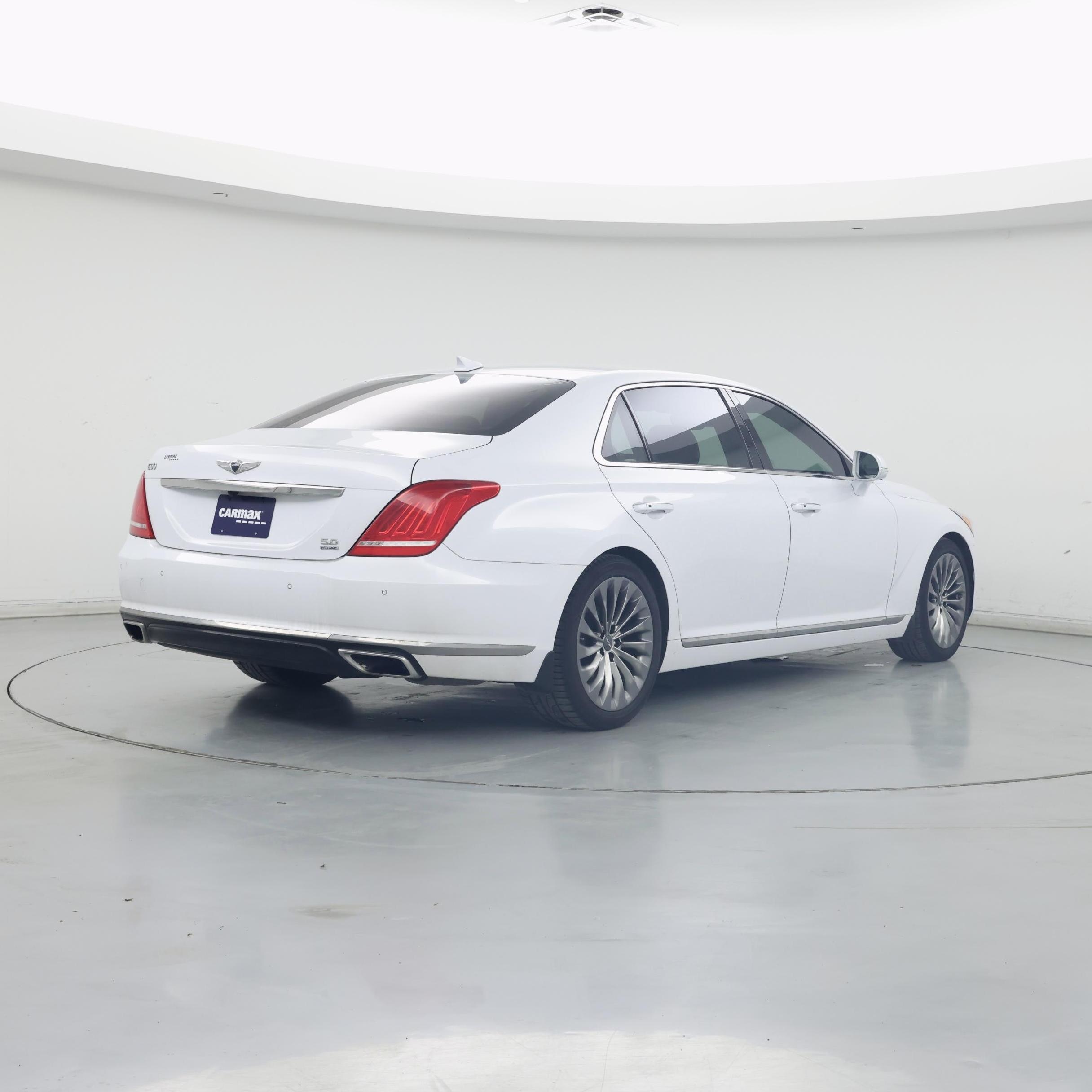 Thumbnail: 2018 Genesis G90 - 8