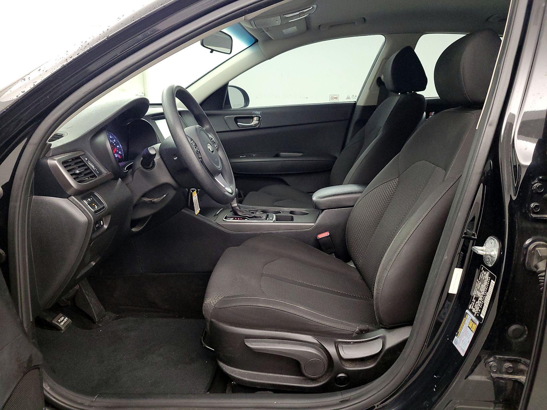 Thumbnail: 2018 Kia Optima - 11