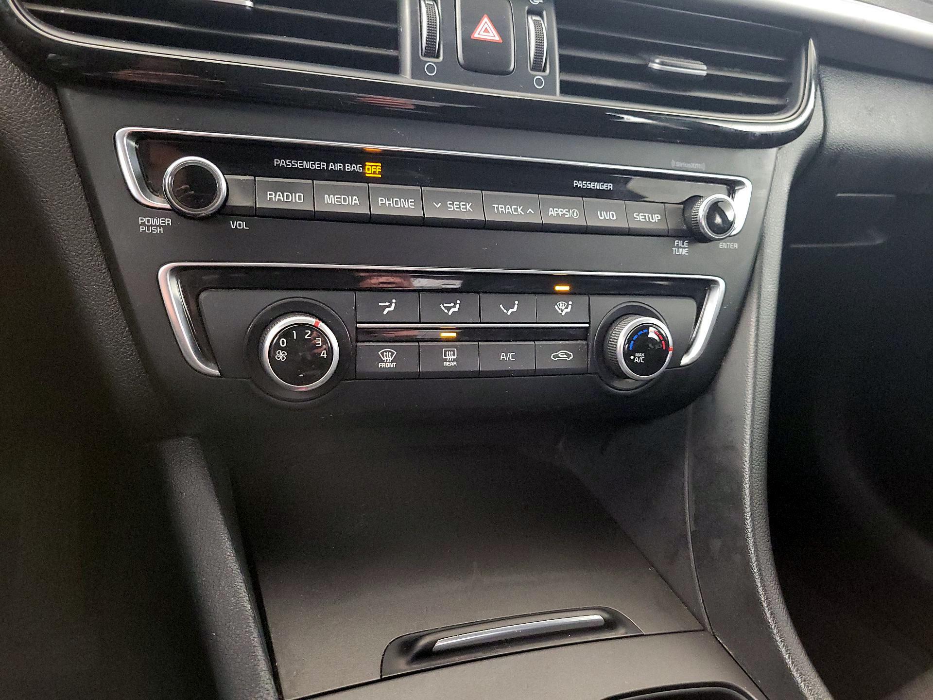 Thumbnail: 2018 Kia Optima - 16