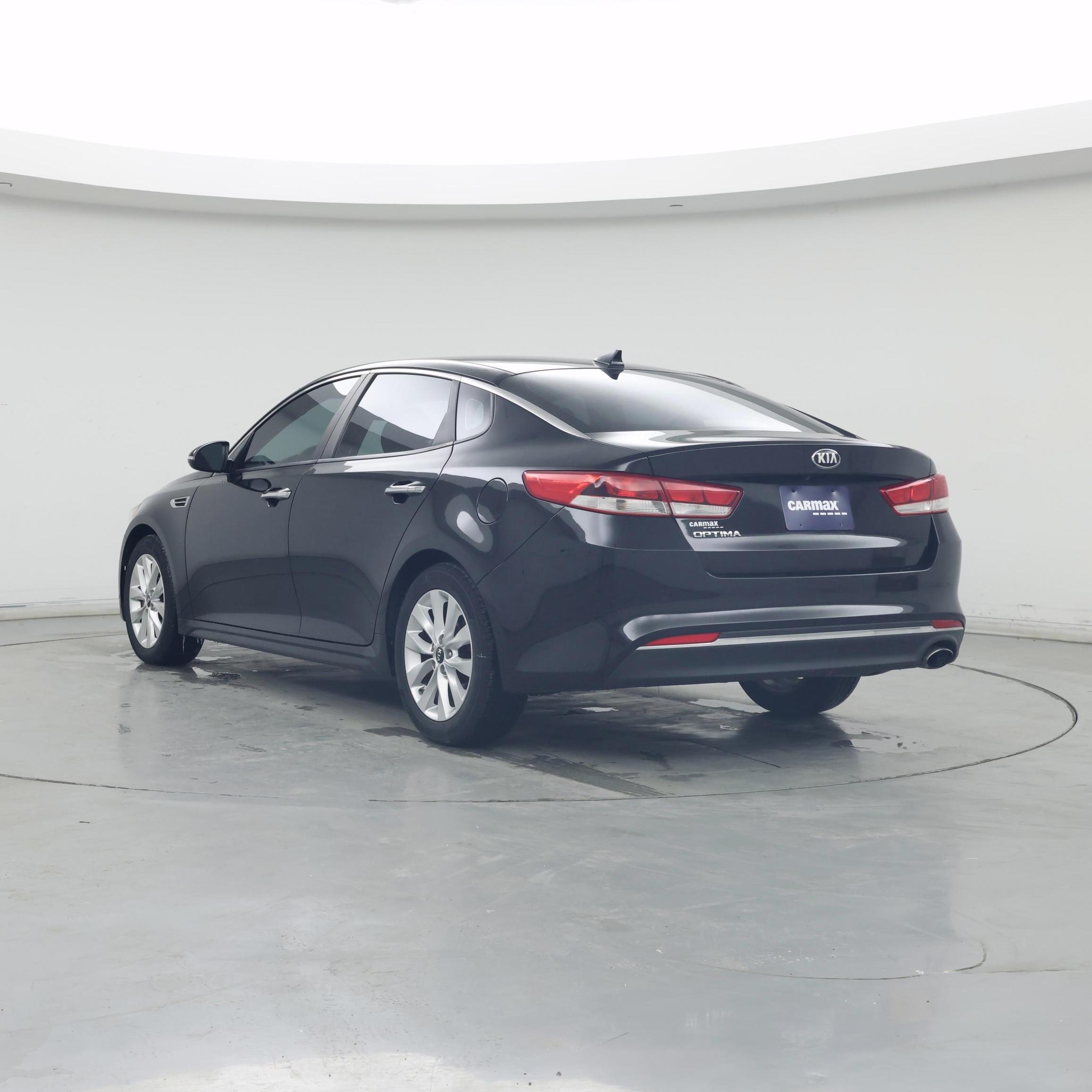 Thumbnail: 2018 Kia Optima - 2