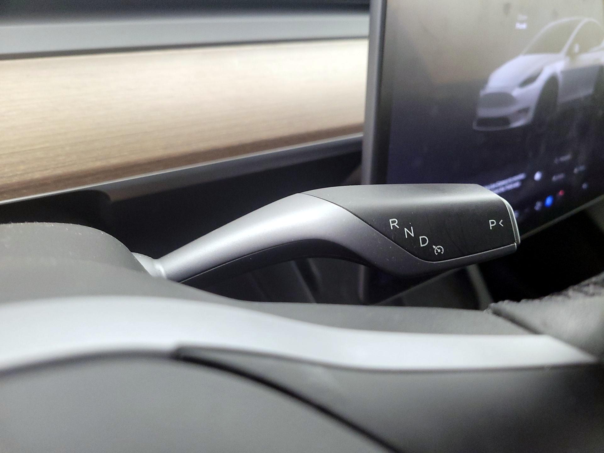 Thumbnail: 2022 Tesla Model Y - 17