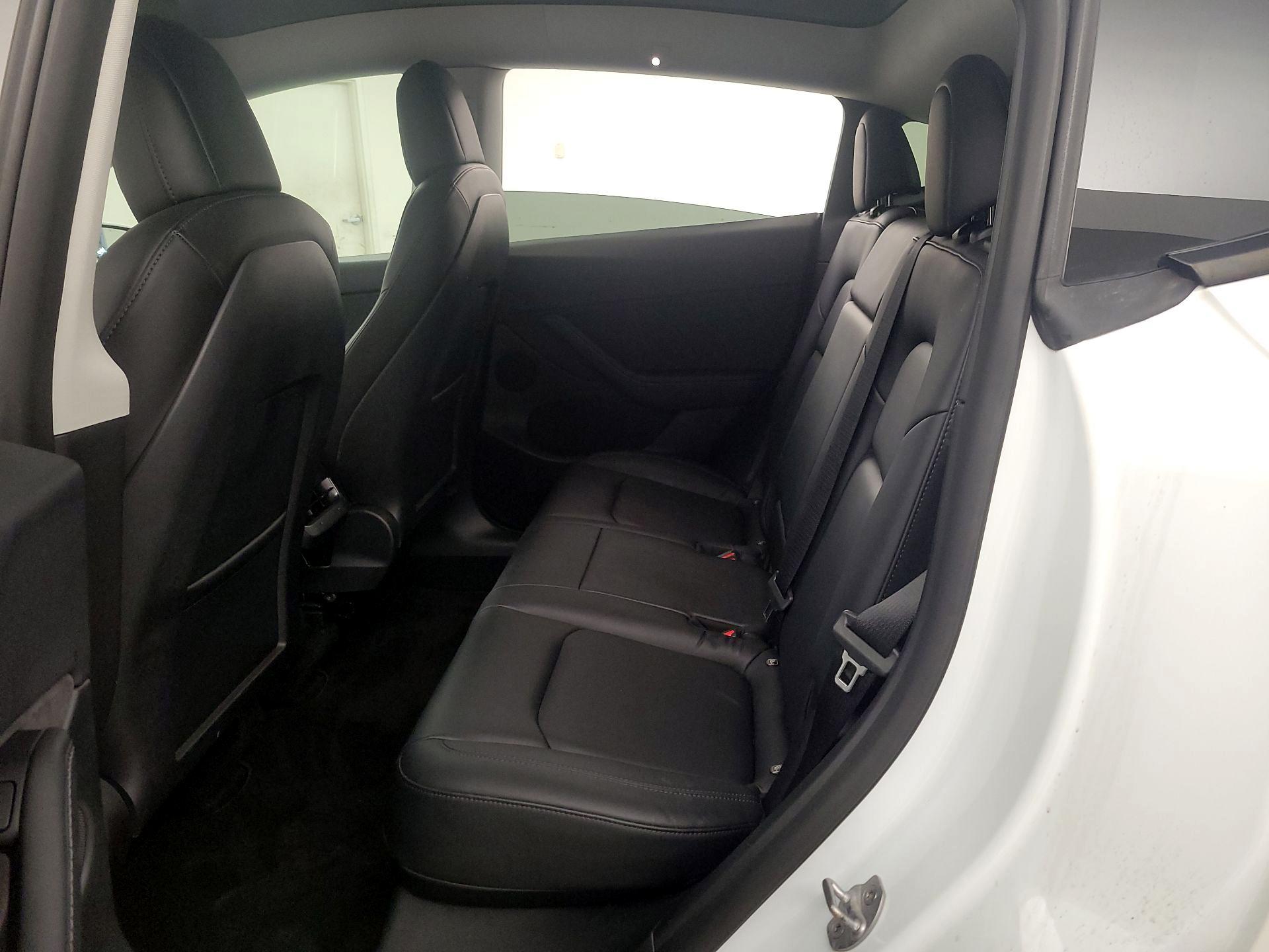 Thumbnail: 2022 Tesla Model Y - 19