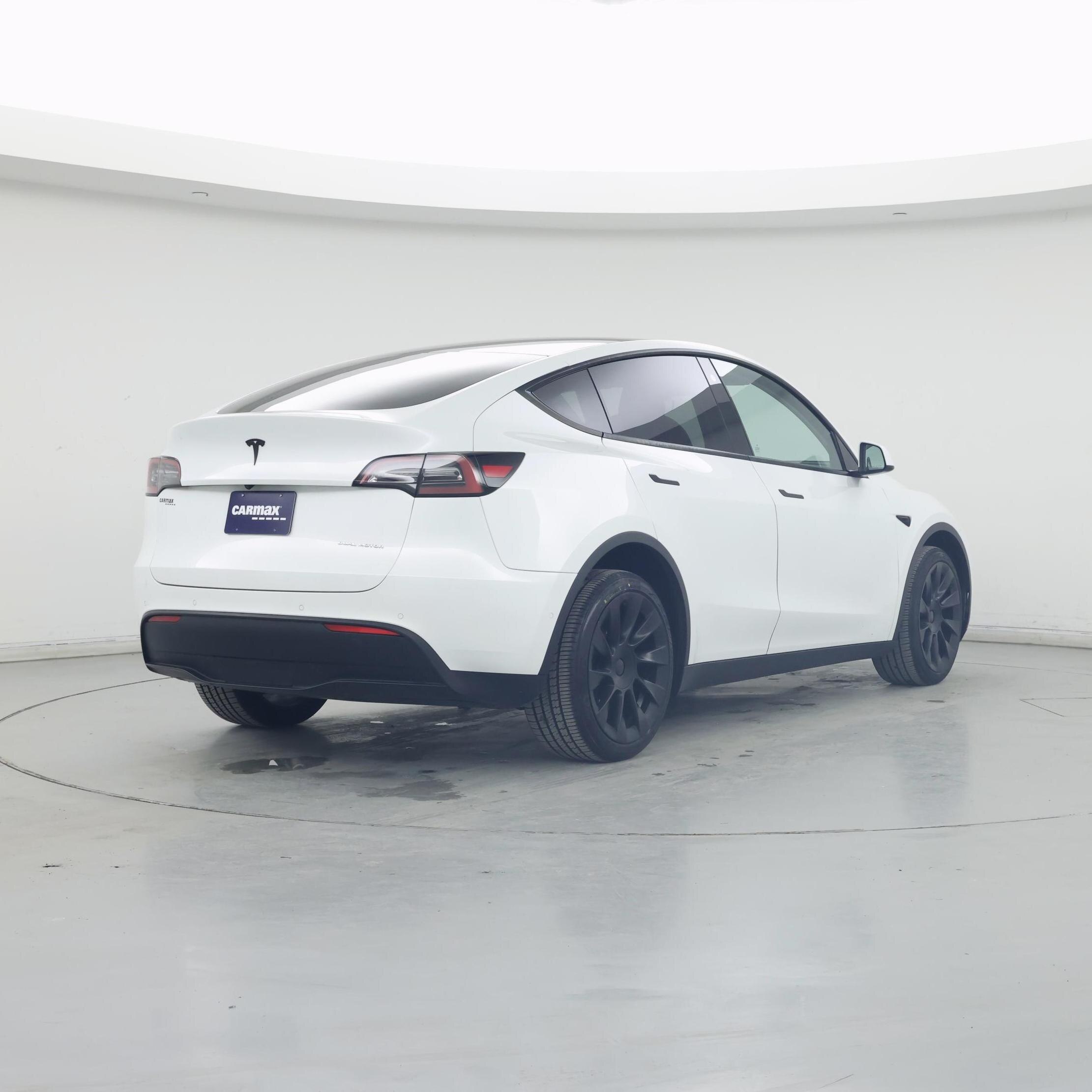 Thumbnail: 2022 Tesla Model Y - 8