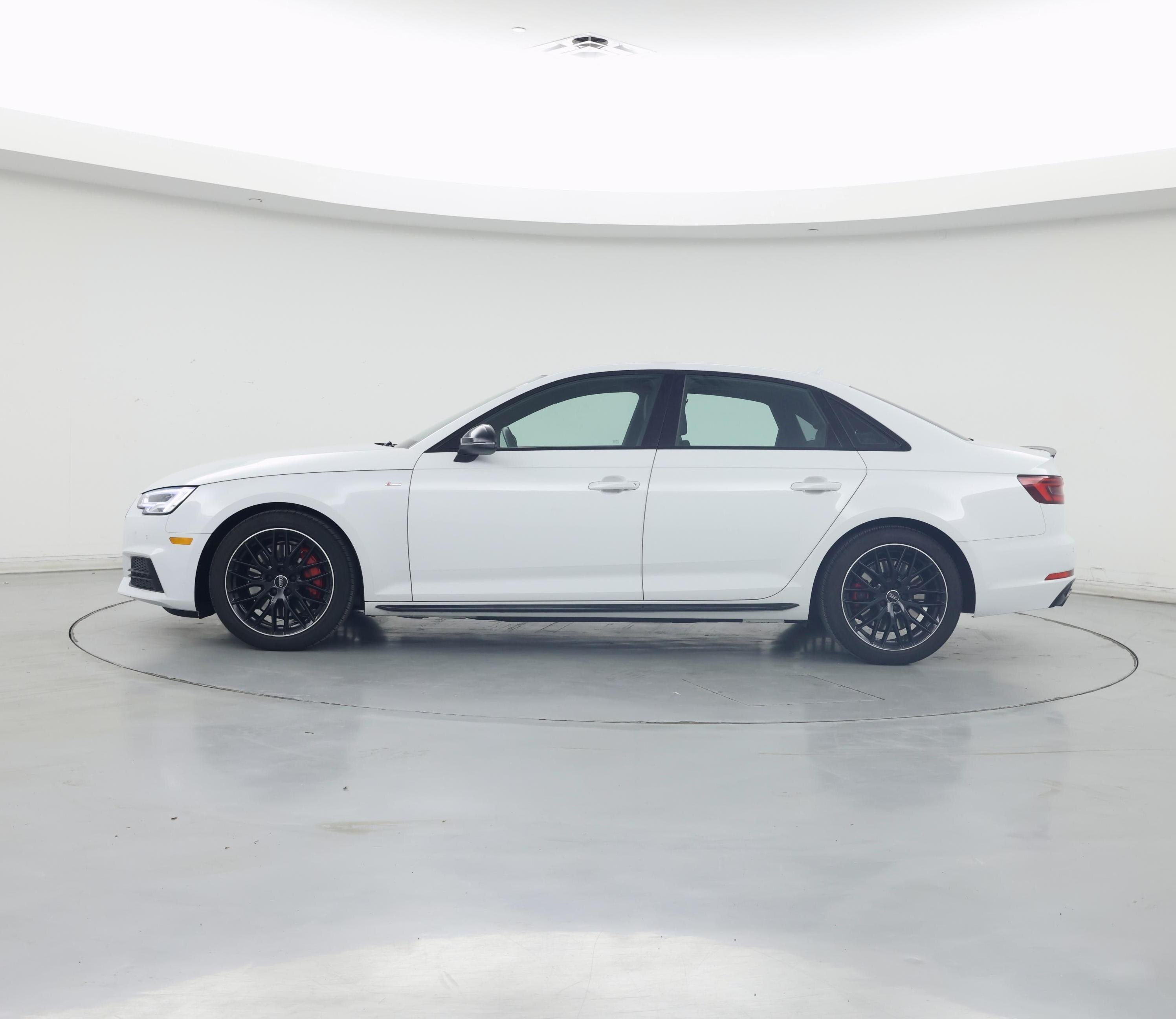 Thumbnail: 2018 Audi A4 - 3