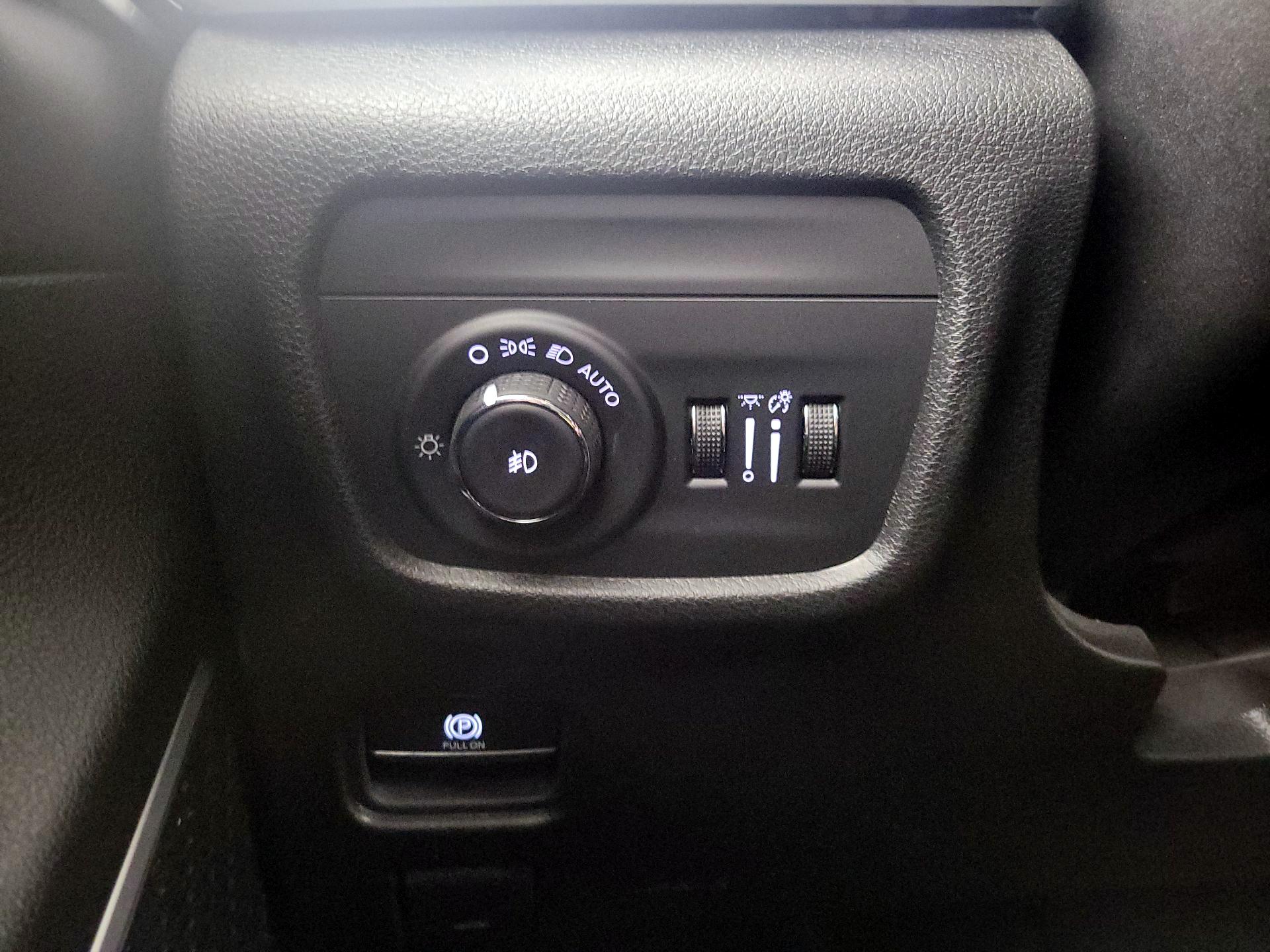 Thumbnail: 2024 Jeep Grand Cherokee - 13