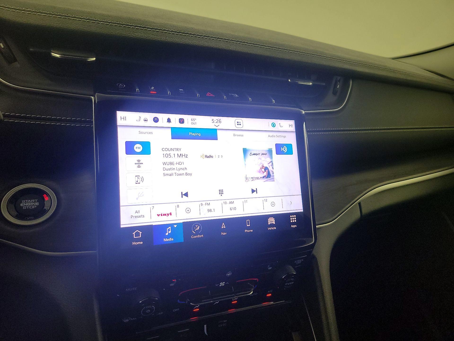 Thumbnail: 2024 Jeep Grand Cherokee - 16