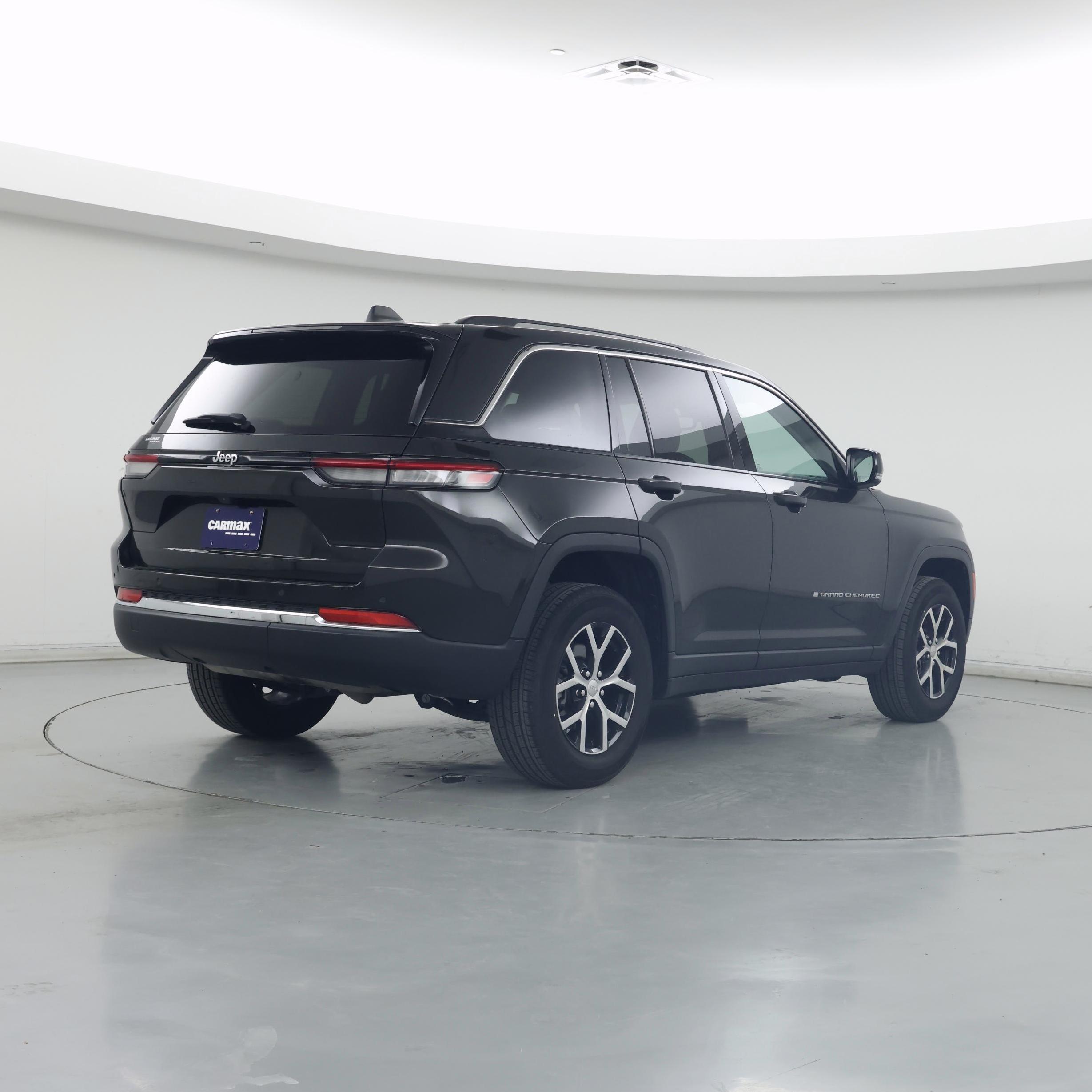 Thumbnail: 2024 Jeep Grand Cherokee - 8