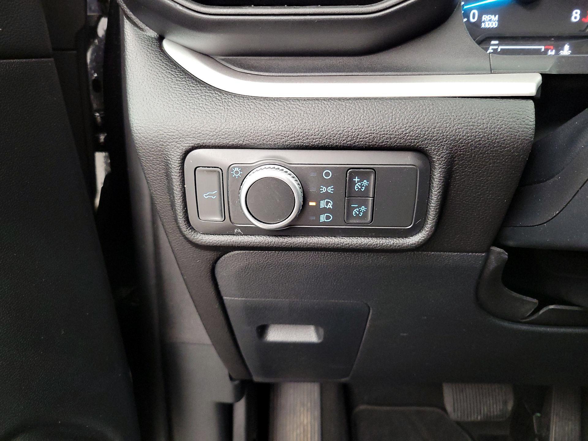 Thumbnail: 2022 Ford Explorer - 13