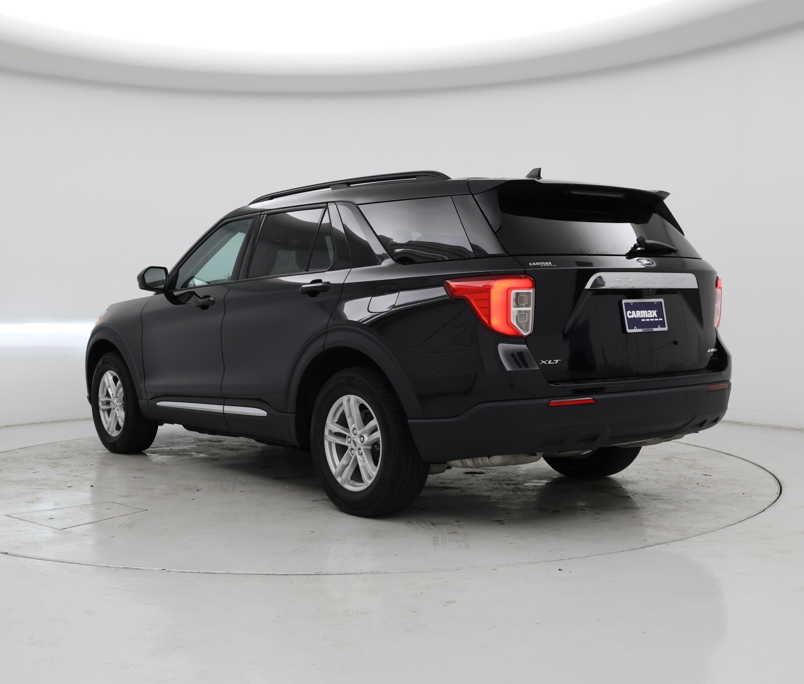 Thumbnail: 2022 Ford Explorer - 2