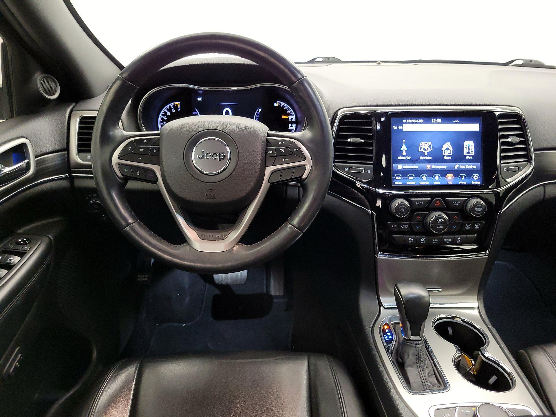 Thumbnail: 2020 Jeep Grand Cherokee - 10