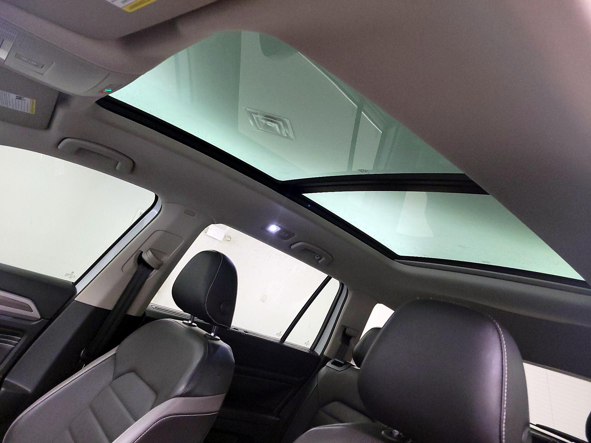 Thumbnail: 2021 Volkswagen Atlas - 20