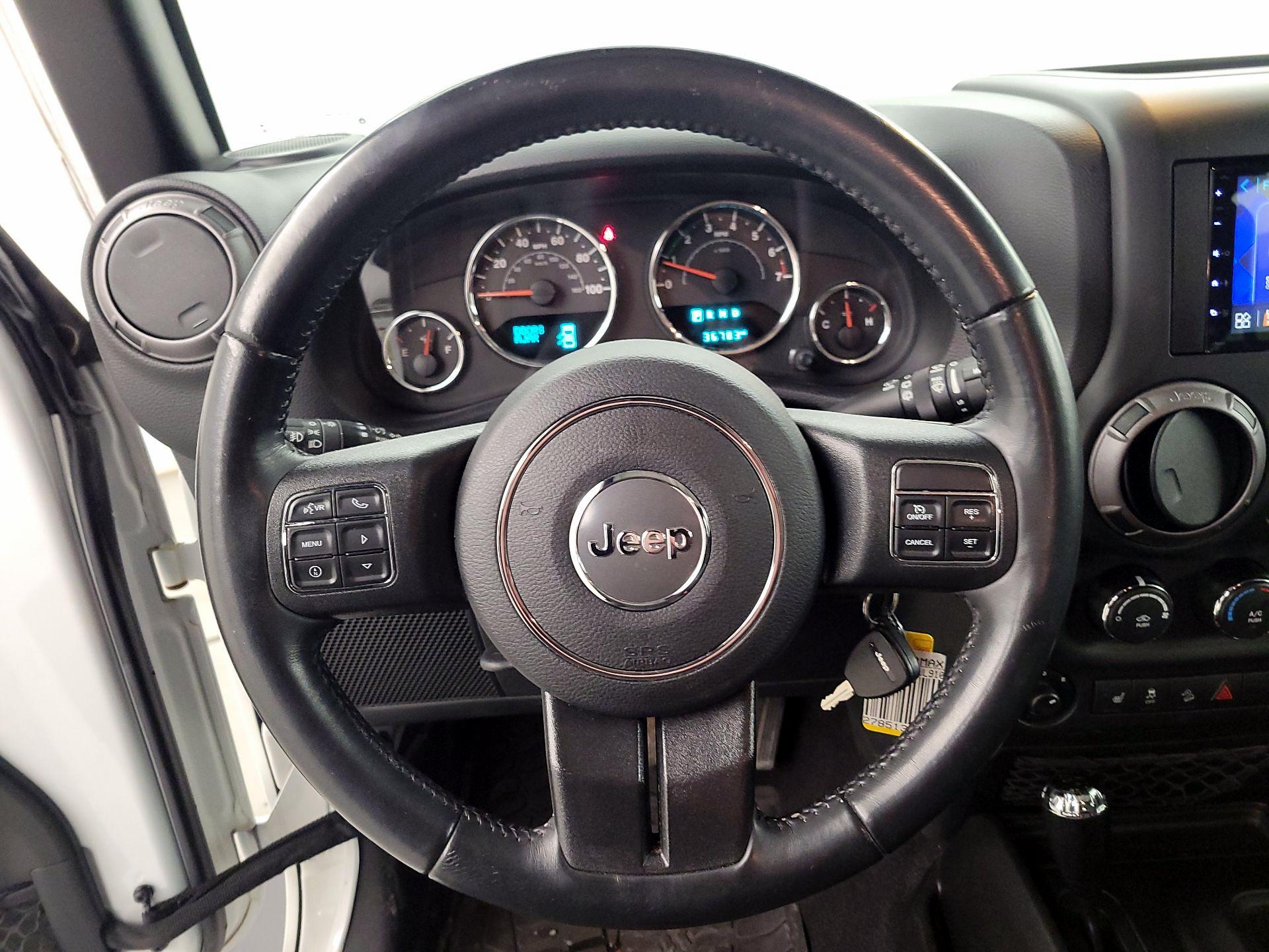 Thumbnail: 2018 Jeep Wrangler - 10