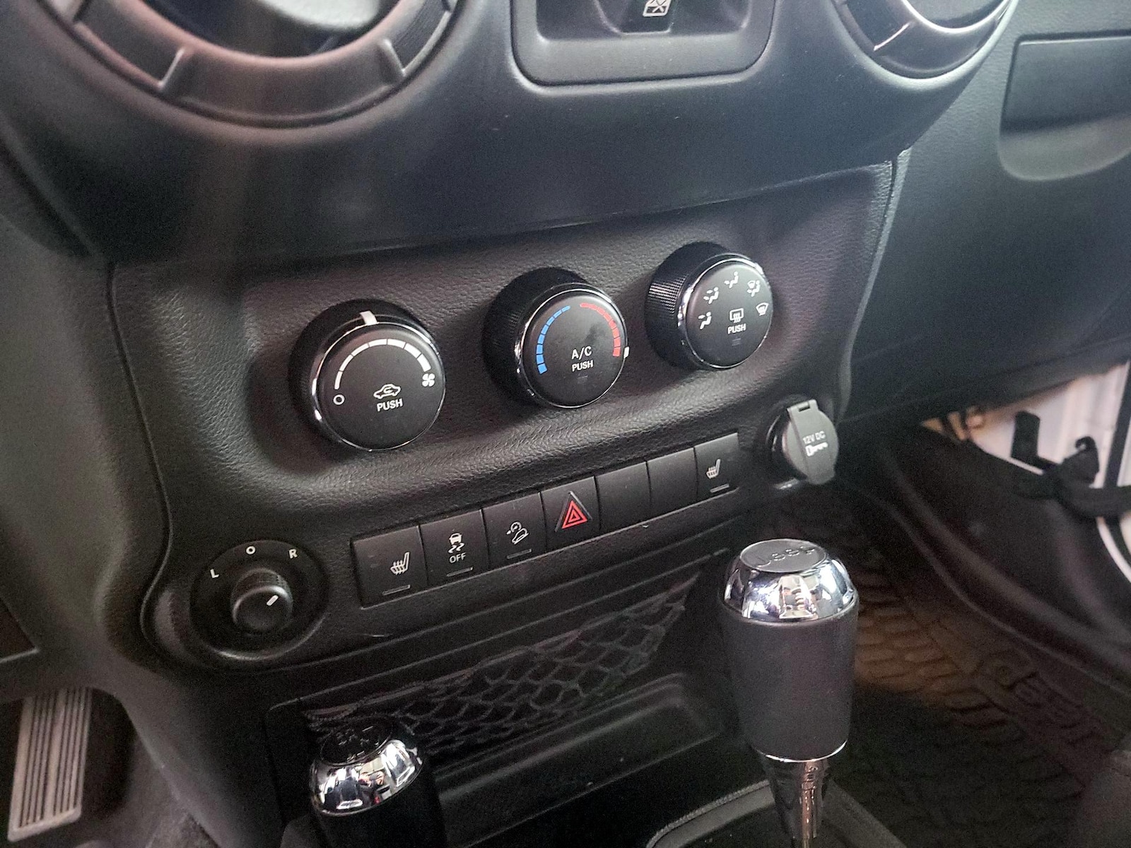2018 Jeep Wrangler JK Unlimited Sport S - Photo 15