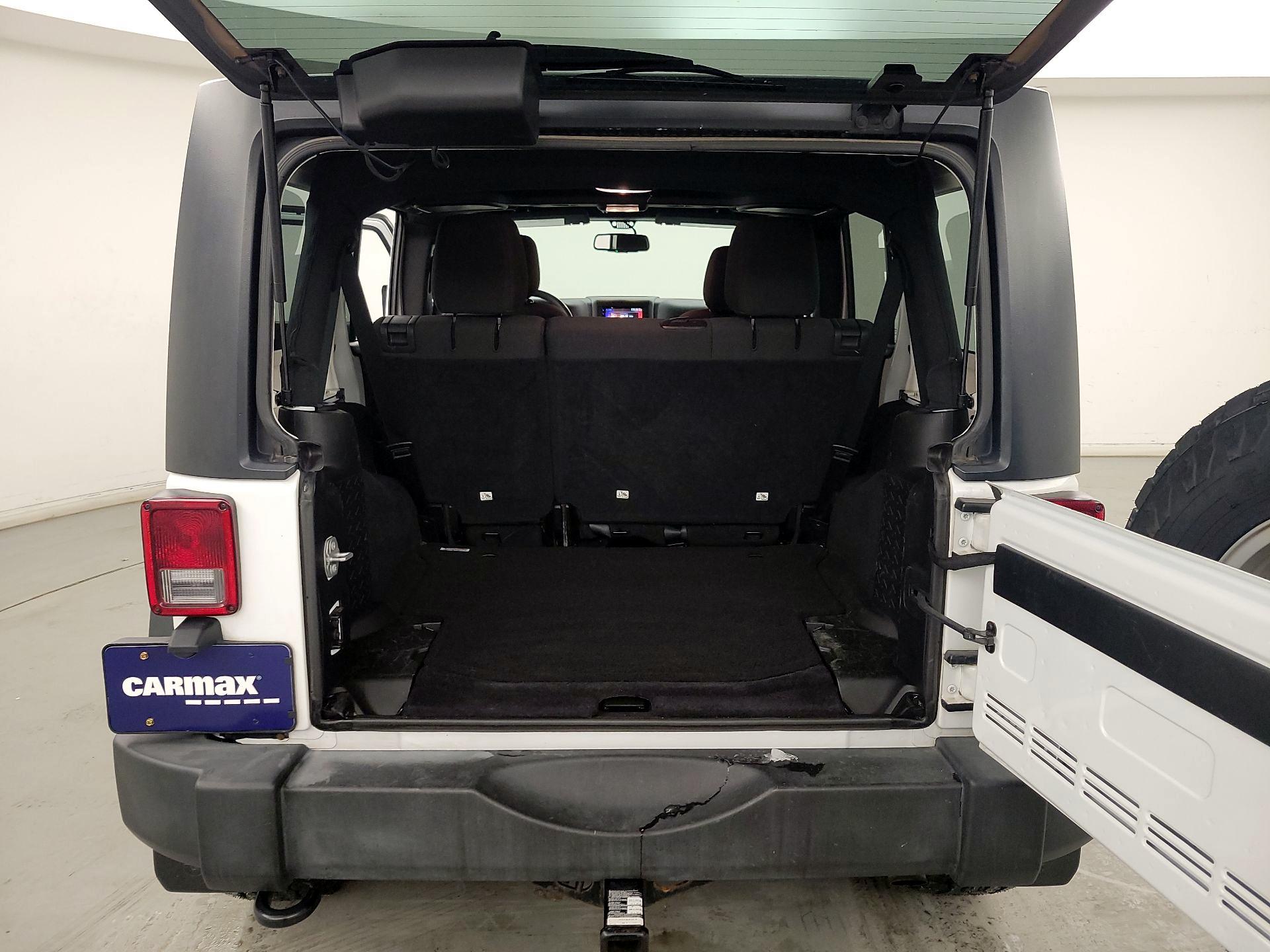Thumbnail: 2018 Jeep Wrangler - 18