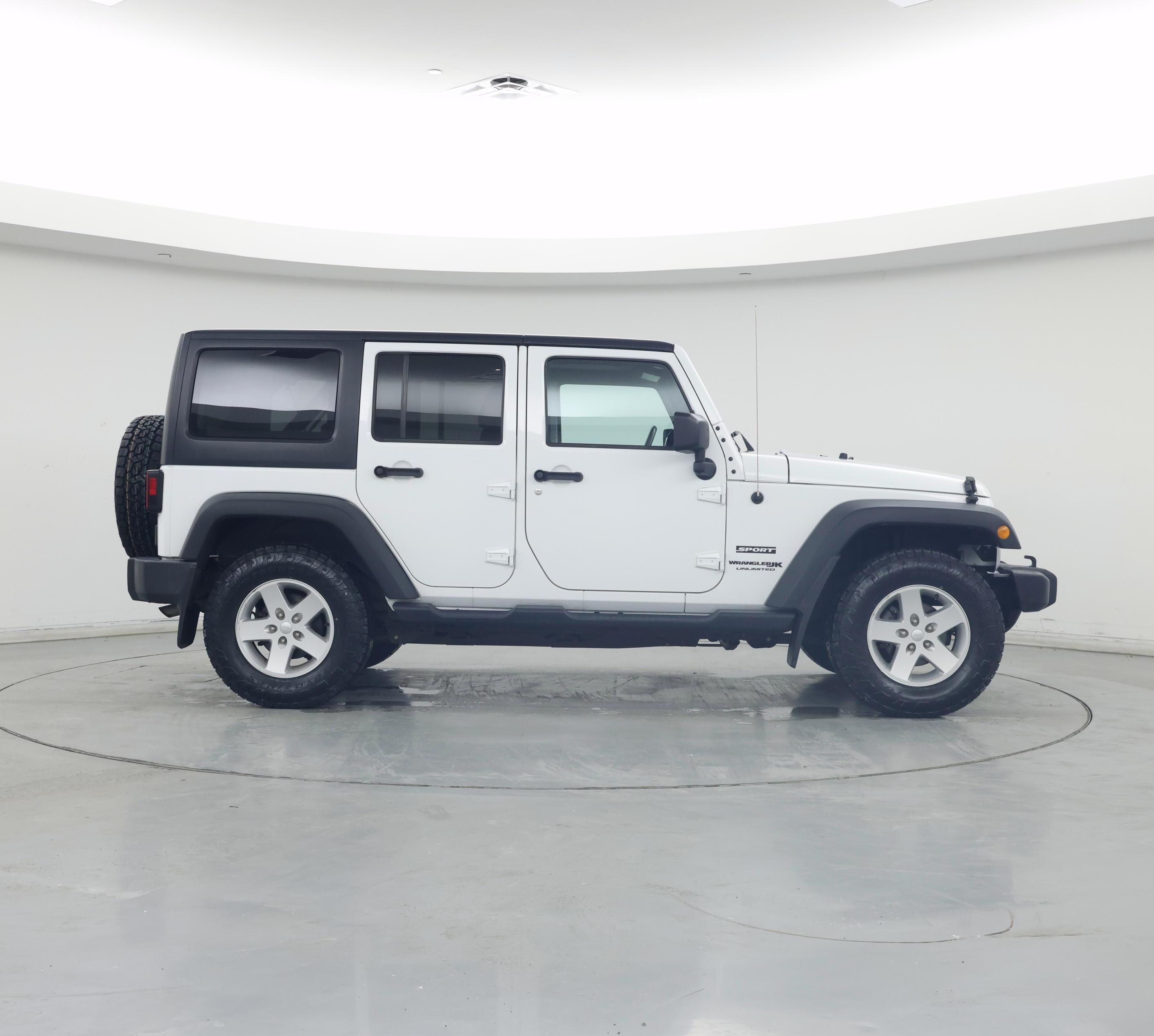Thumbnail: 2018 Jeep Wrangler - 7