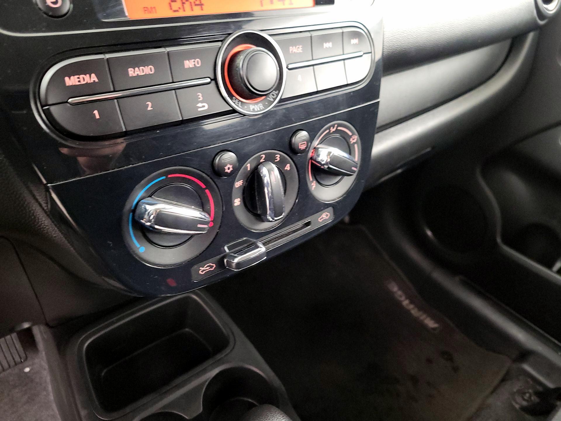 Thumbnail: 2017 Mitsubishi Mirage - 15