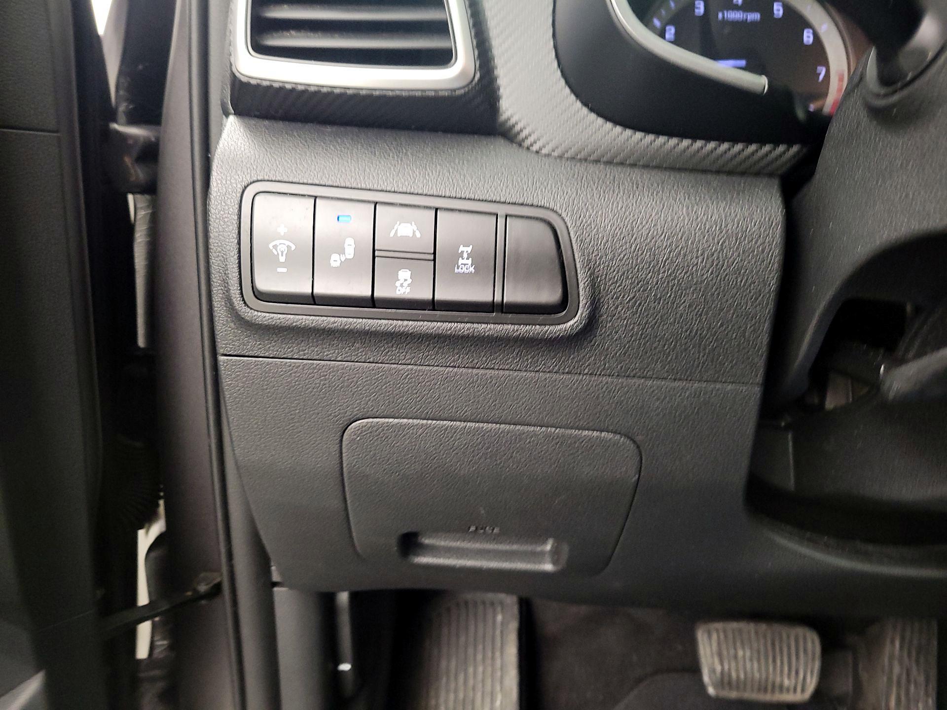 Thumbnail: 2020 Hyundai Tucson - 13