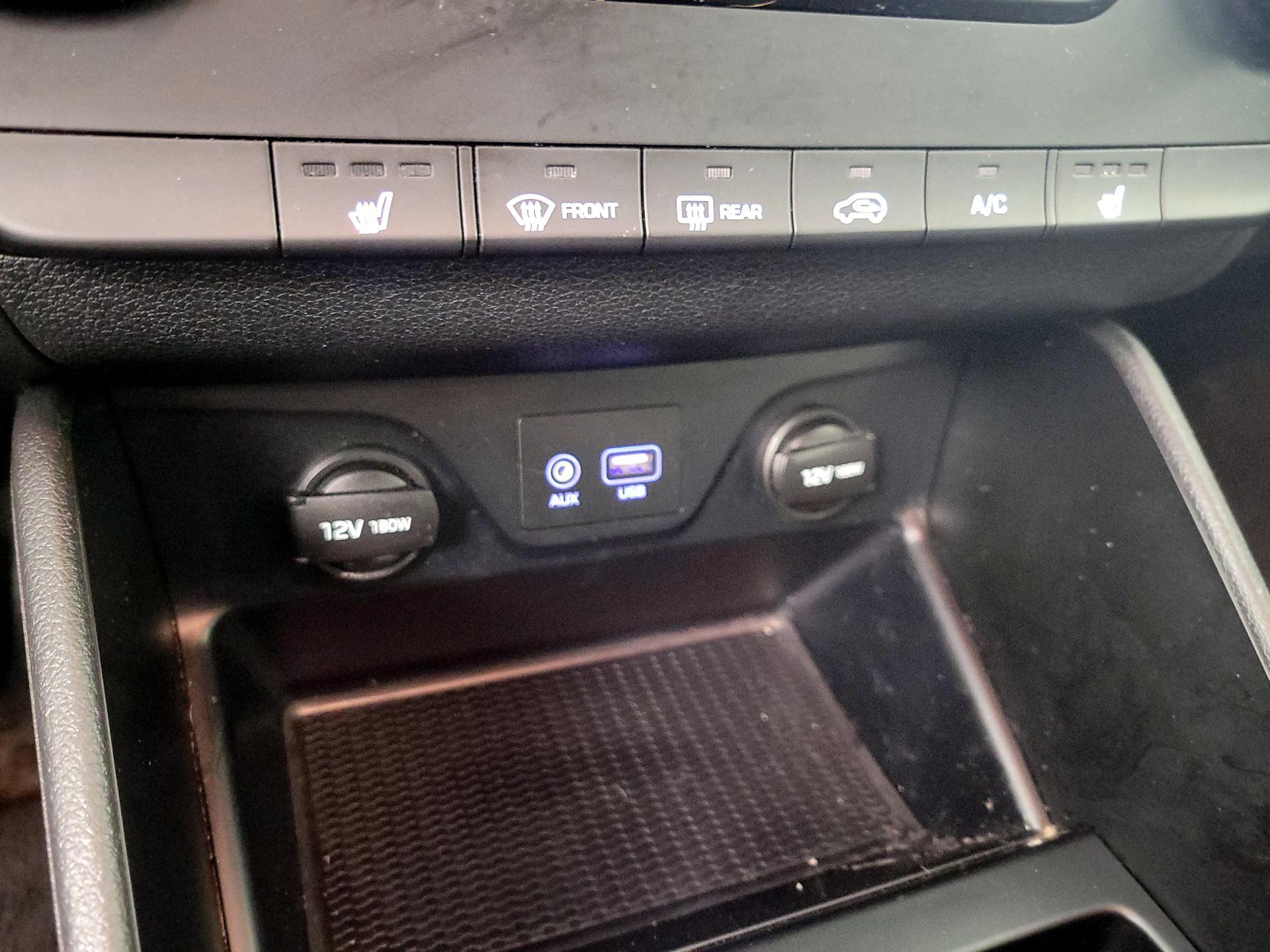 Thumbnail: 2020 Hyundai Tucson - 18