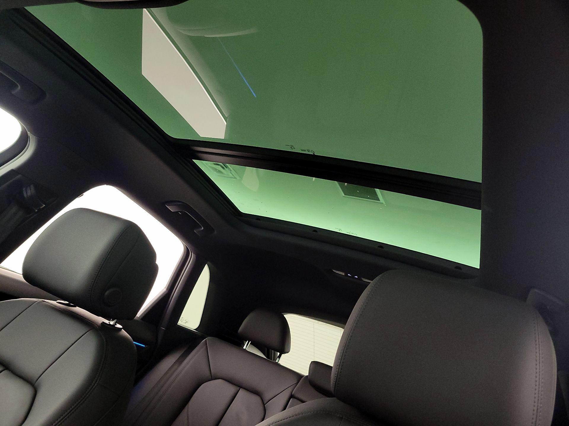 Thumbnail: 2024 Audi Q3 - 20