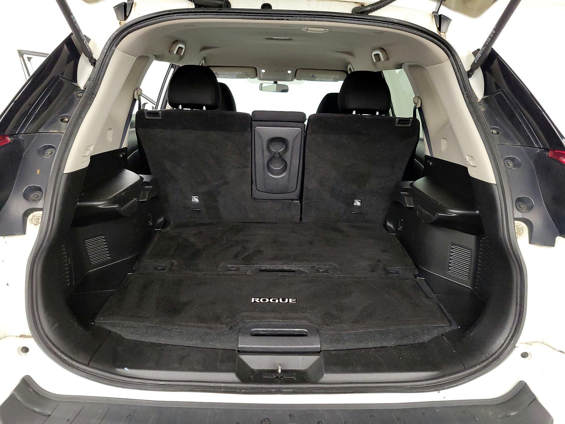 Thumbnail: 2017 Nissan Rogue - 20