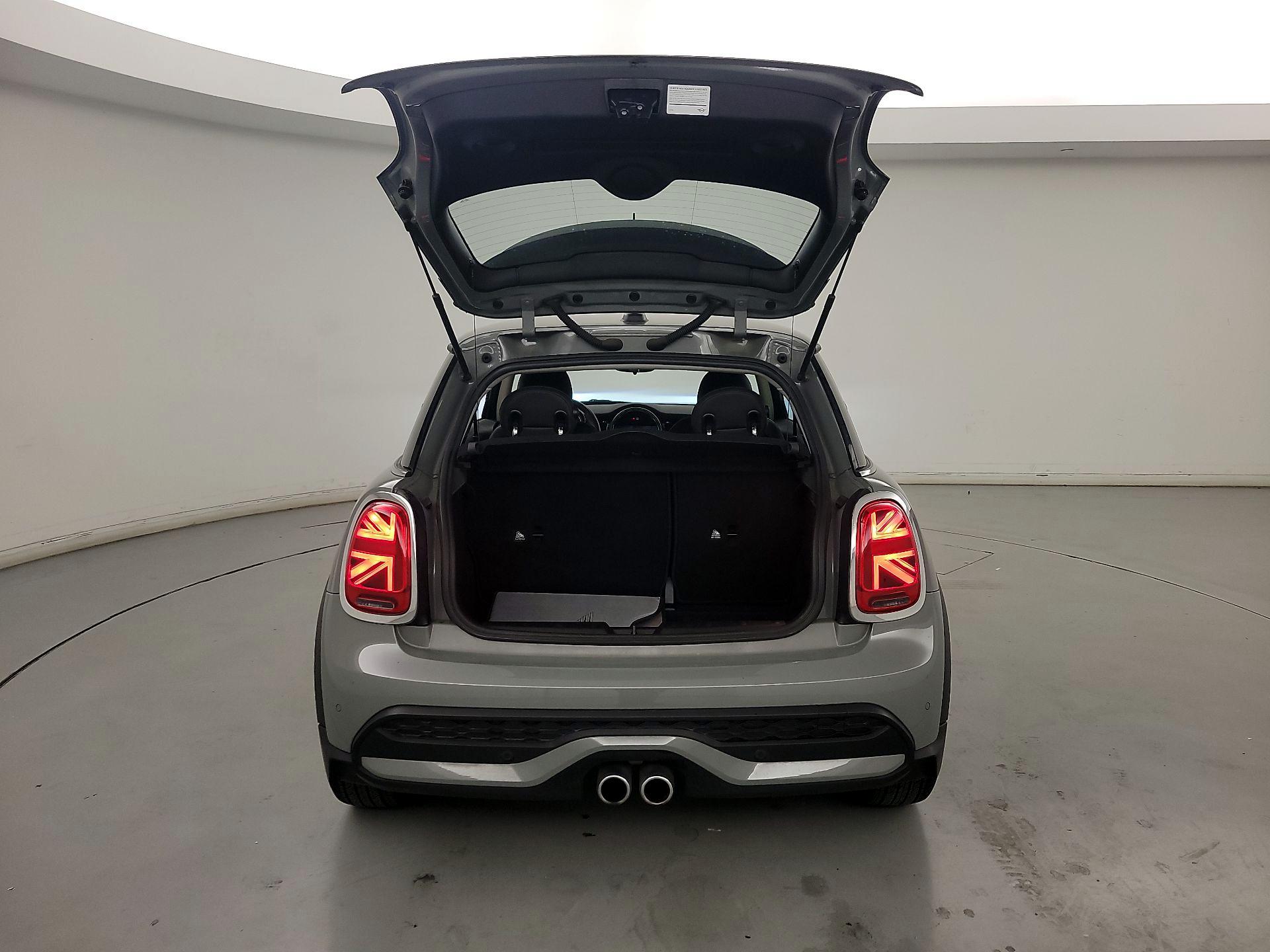 Thumbnail: 2022 MINI Cooper Hardtop - 20