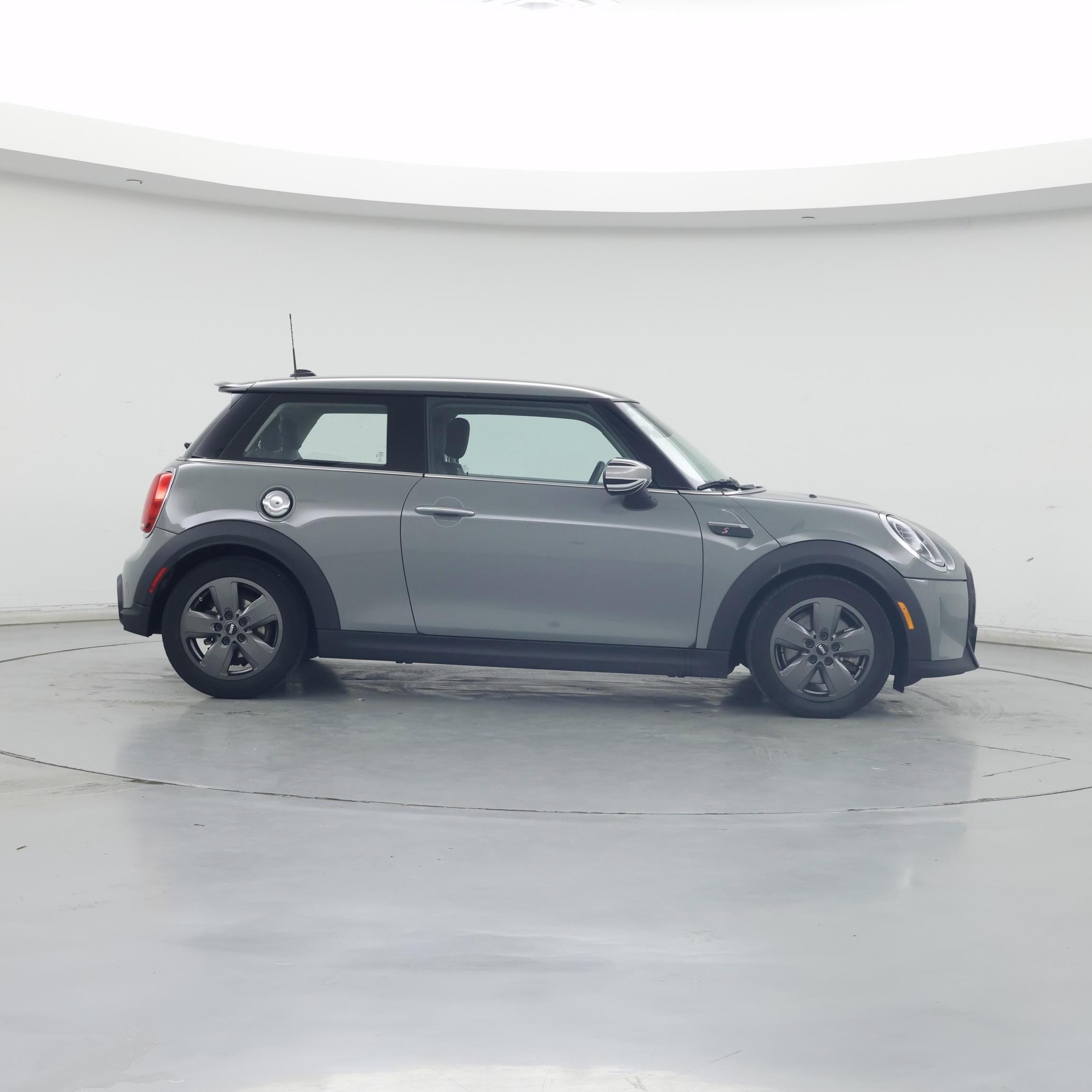 Thumbnail: 2022 MINI Cooper Hardtop - 7