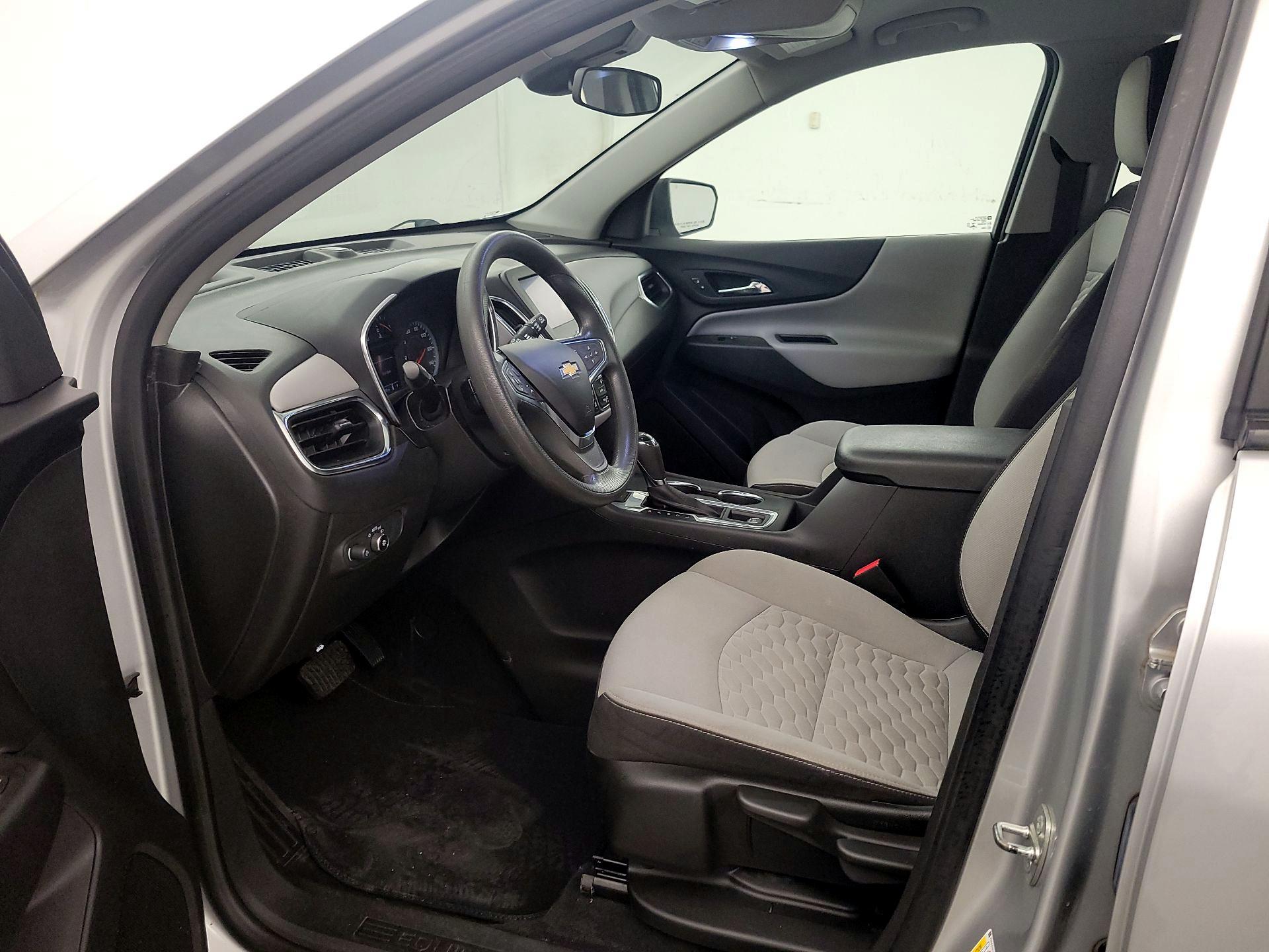 Thumbnail: 2021 Chevrolet Equinox - 11