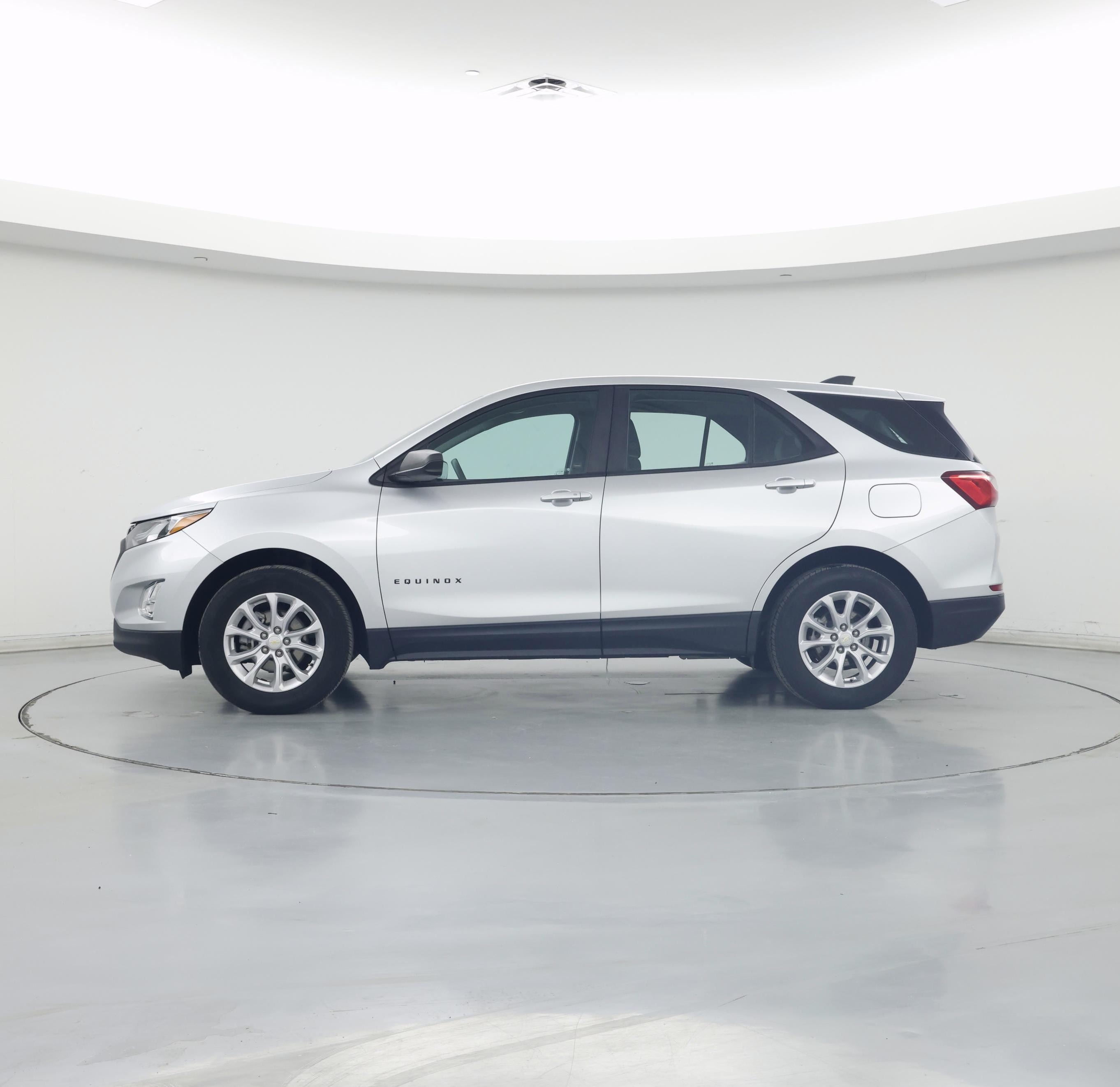 Thumbnail: 2021 Chevrolet Equinox - 3