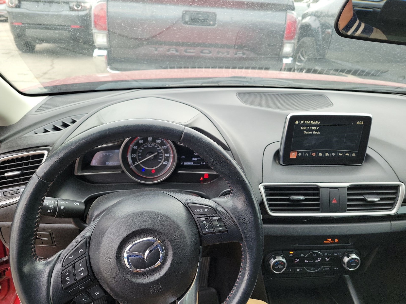 2023 Mercedes-Benz GLC Coupe GLC300 - Photo 13