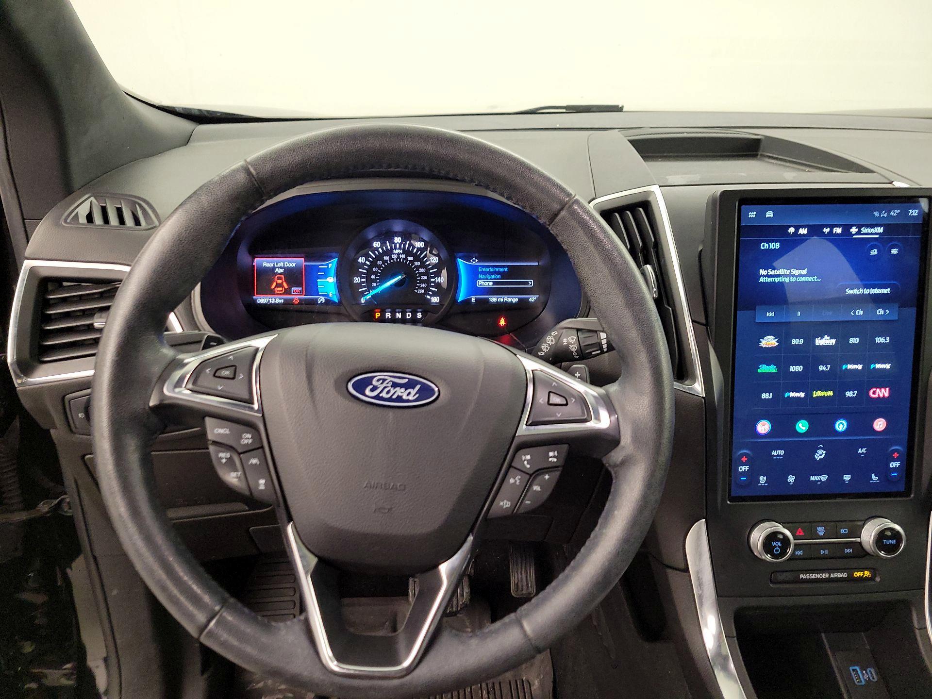 Thumbnail: 2022 Ford Edge - 10