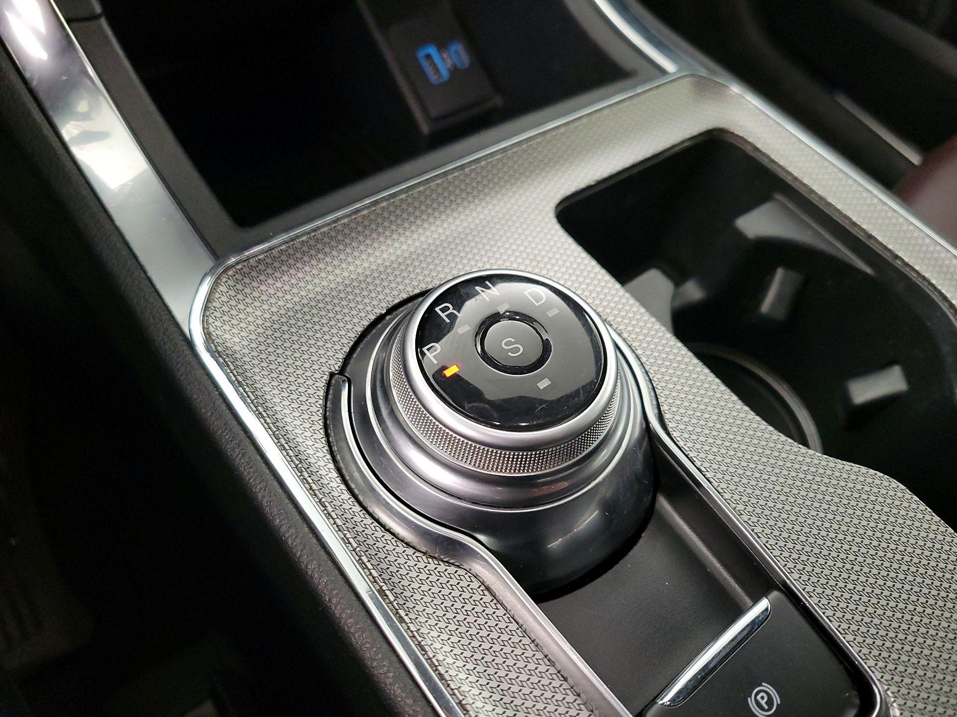 Thumbnail: 2022 Ford Edge - 18