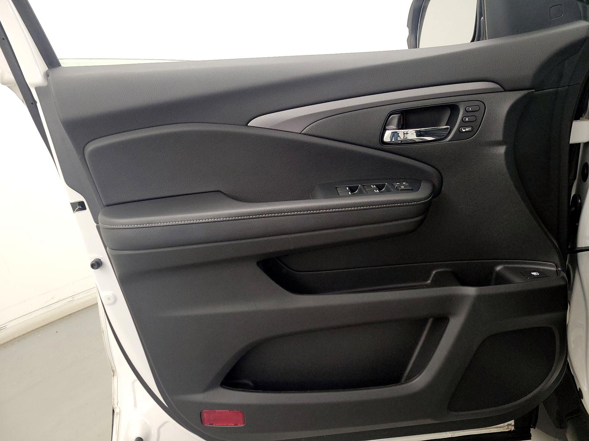 Thumbnail: 2023 Honda Ridgeline - 12