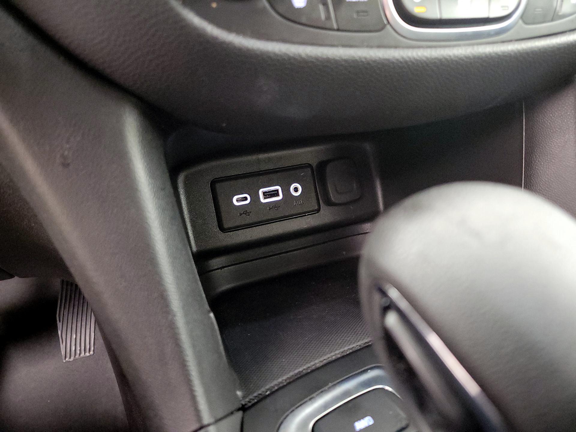 Thumbnail: 2023 Chevrolet Equinox - 18