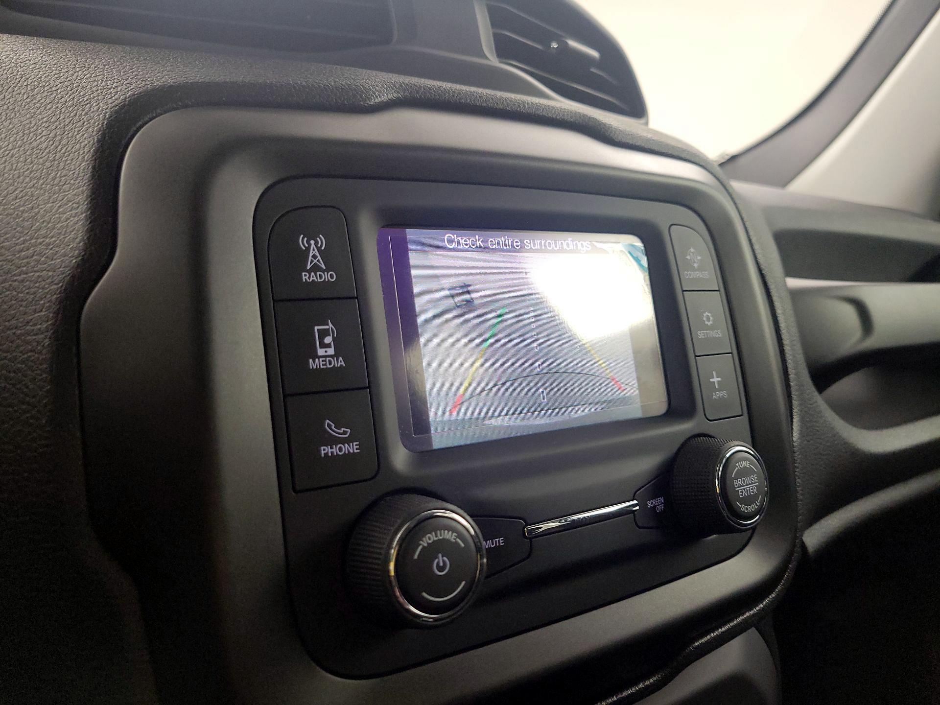 Thumbnail: 2020 Jeep Renegade - 14