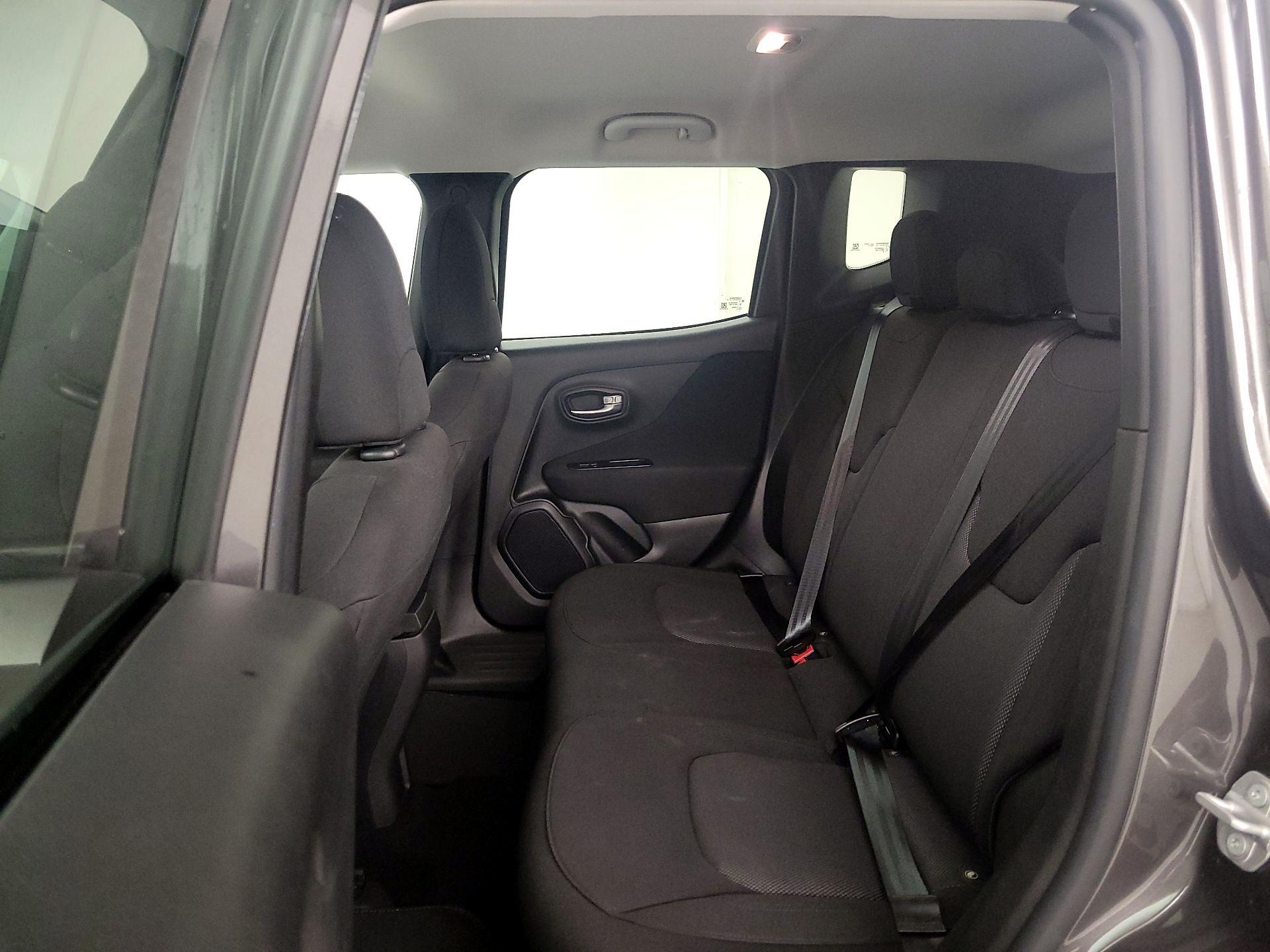 Thumbnail: 2020 Jeep Renegade - 19