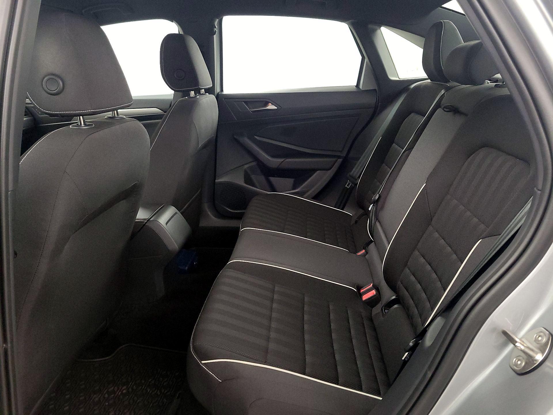 Thumbnail: 2023 Volkswagen Jetta - 19