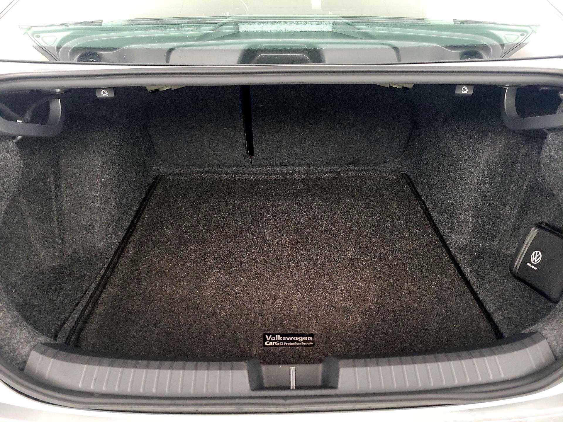 Thumbnail: 2023 Volkswagen Jetta - 20