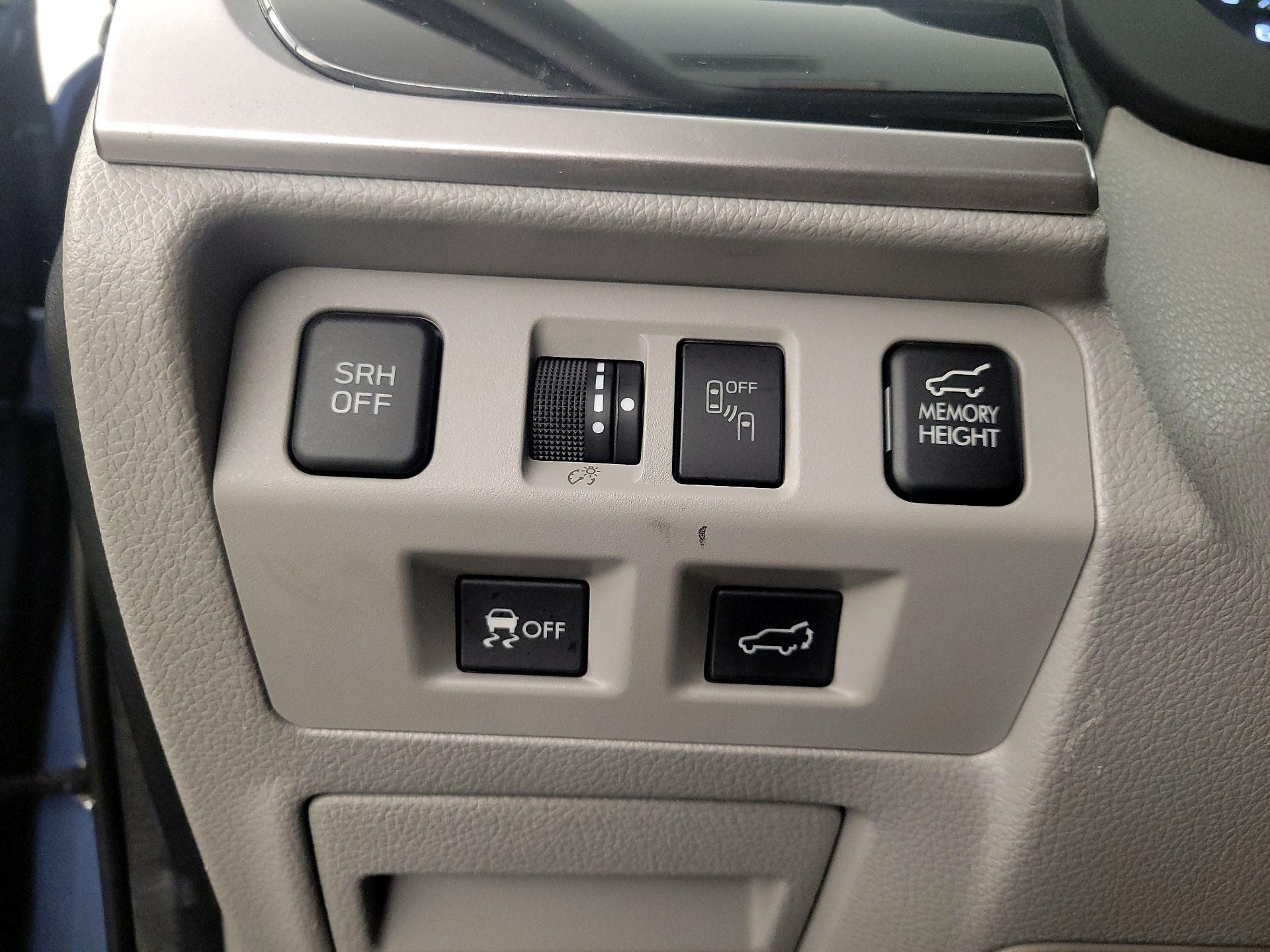 Thumbnail: 2017 Subaru Forester - 13