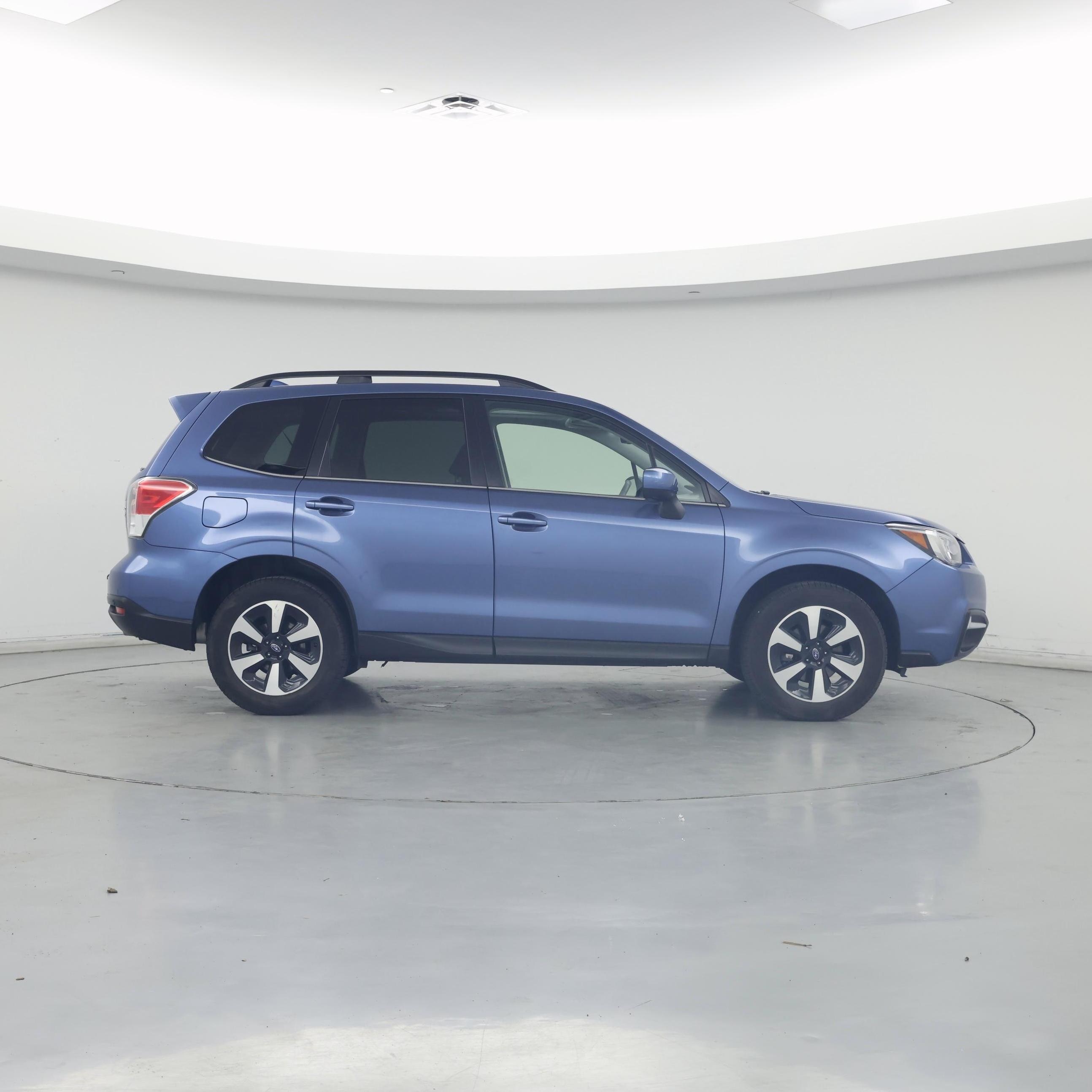 Thumbnail: 2017 Subaru Forester - 7
