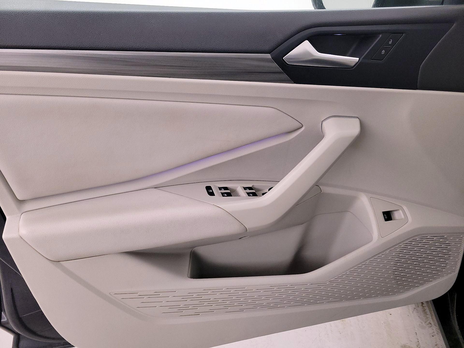 Thumbnail: 2019 Volkswagen Jetta - 12