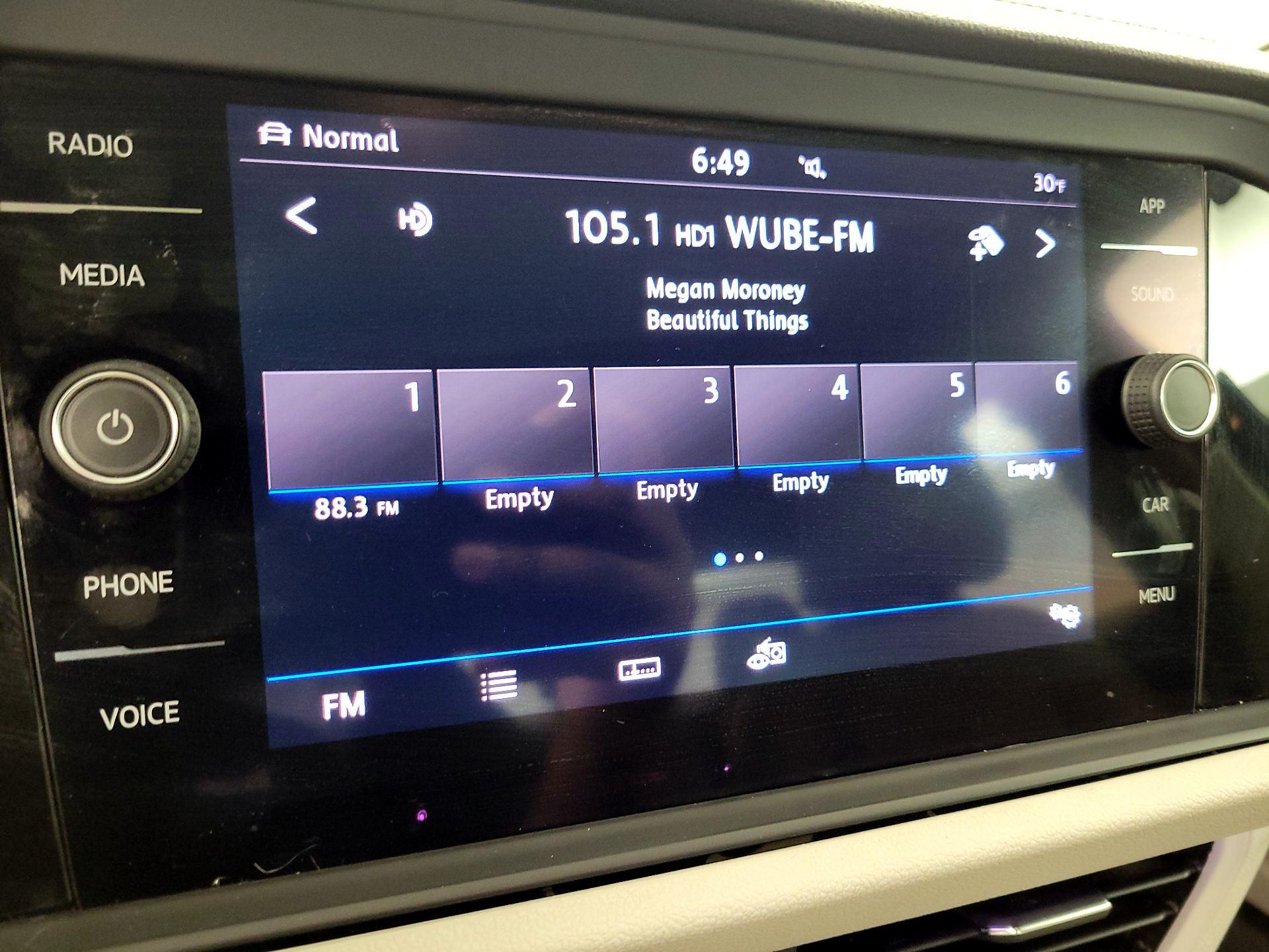 Thumbnail: 2019 Volkswagen Jetta - 15