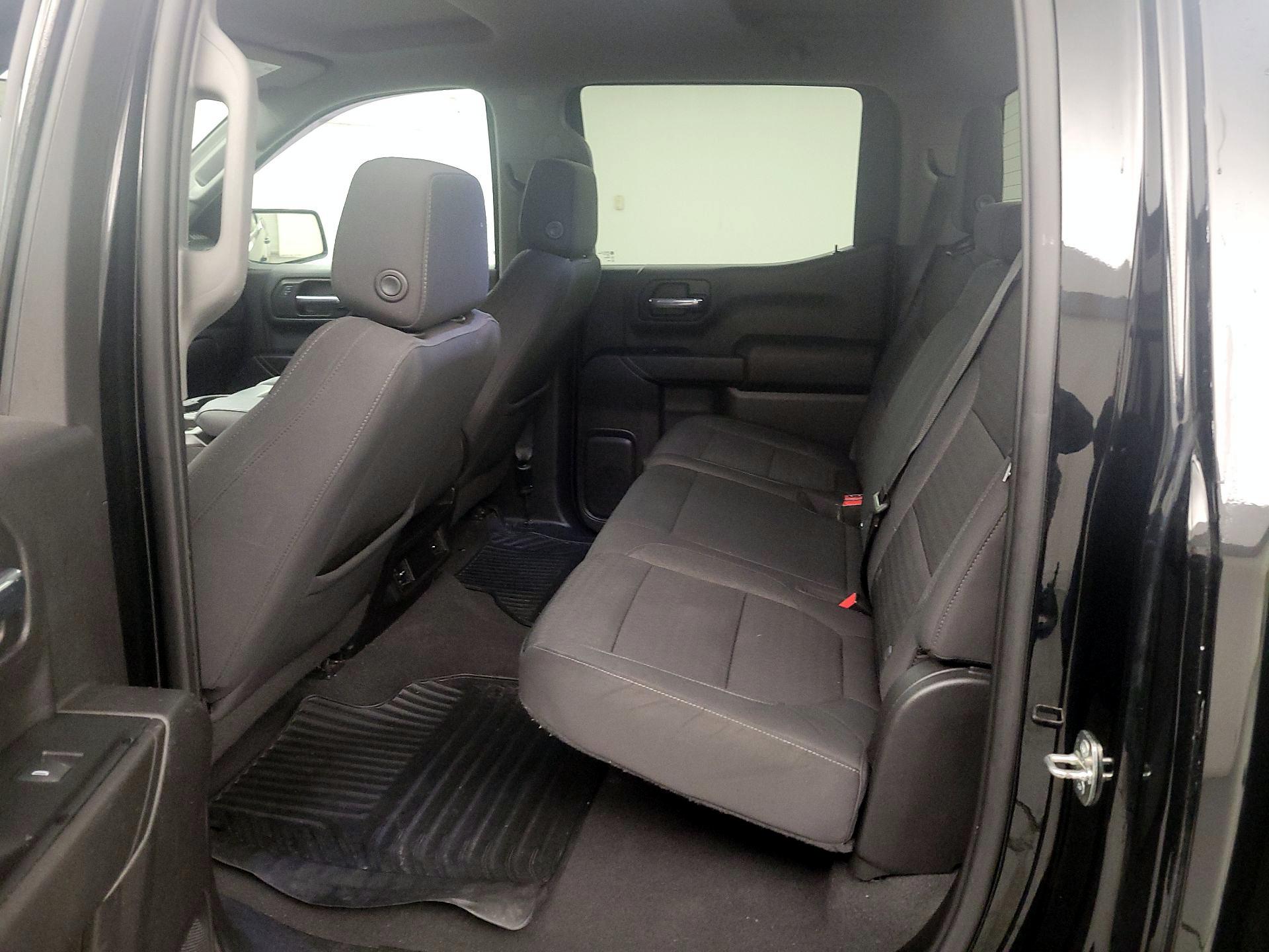 Thumbnail: 2022 Chevrolet Silverado 1500 - 19