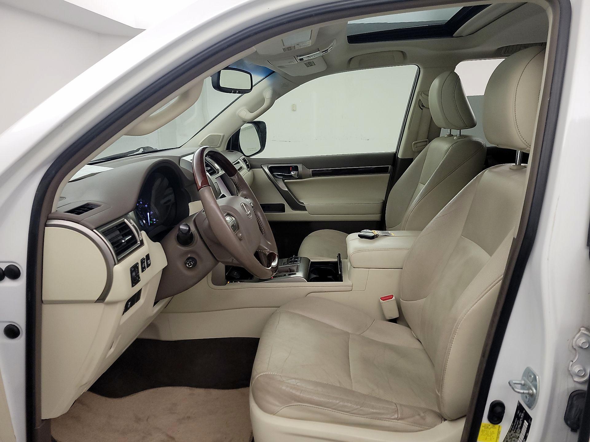 Thumbnail: 2014 Lexus GX - 11