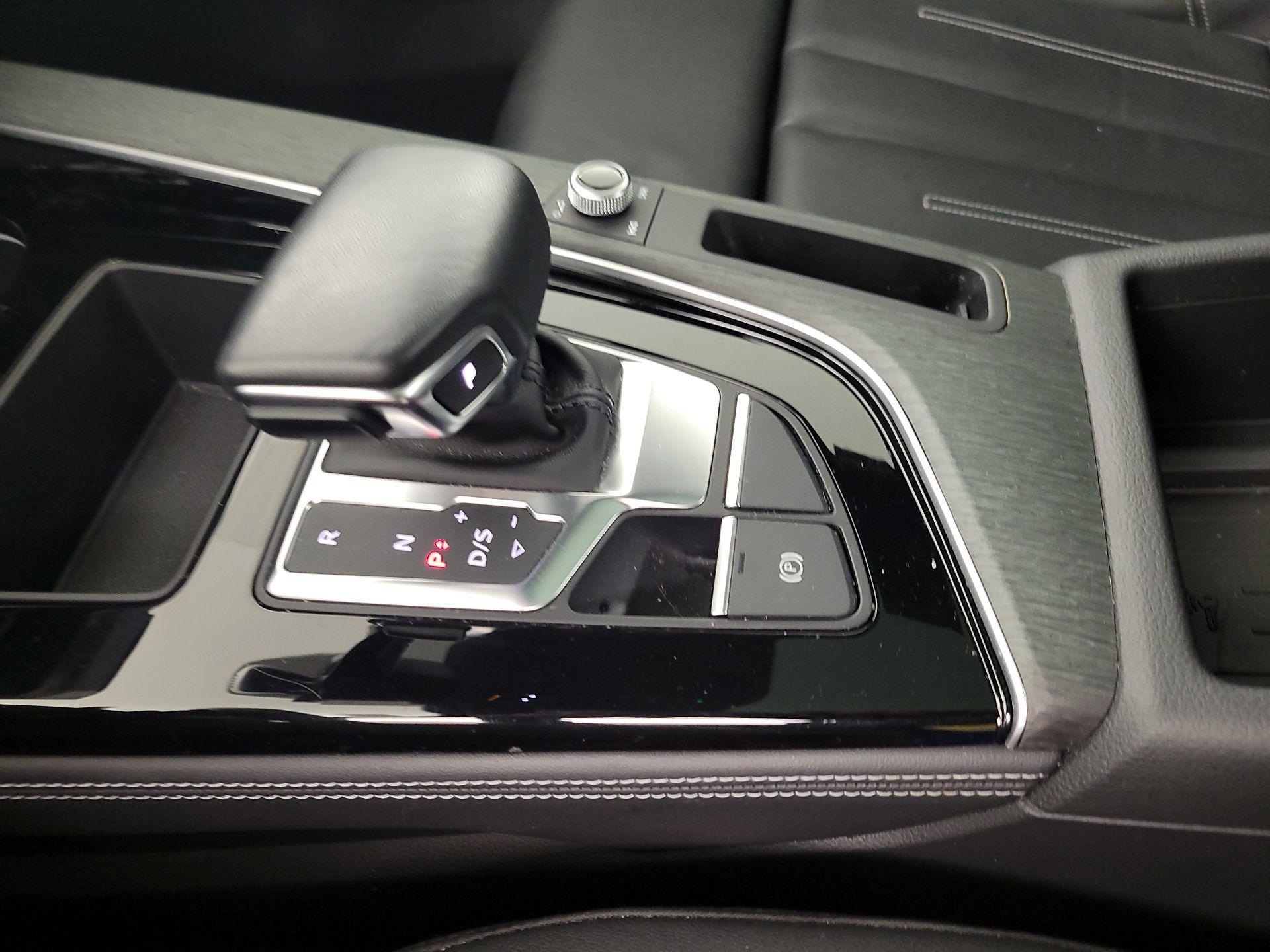 Thumbnail: 2023 Audi A4 - 18