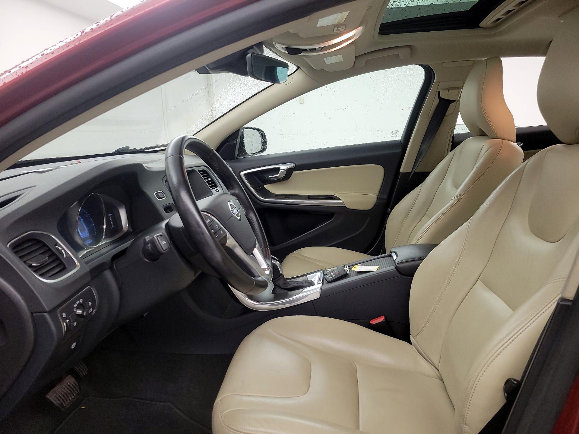 Thumbnail: 2016 Volvo S60 - 11